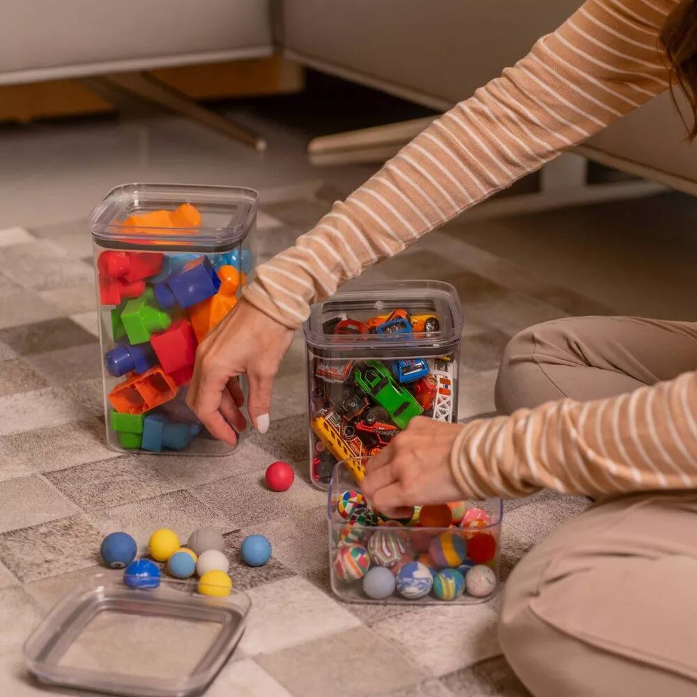 Alt View 5. OU - OU Airtight Food Storage Container 8pc (set of 4) BPA Free Plastic Container with Leak Proof Lid - Clear.