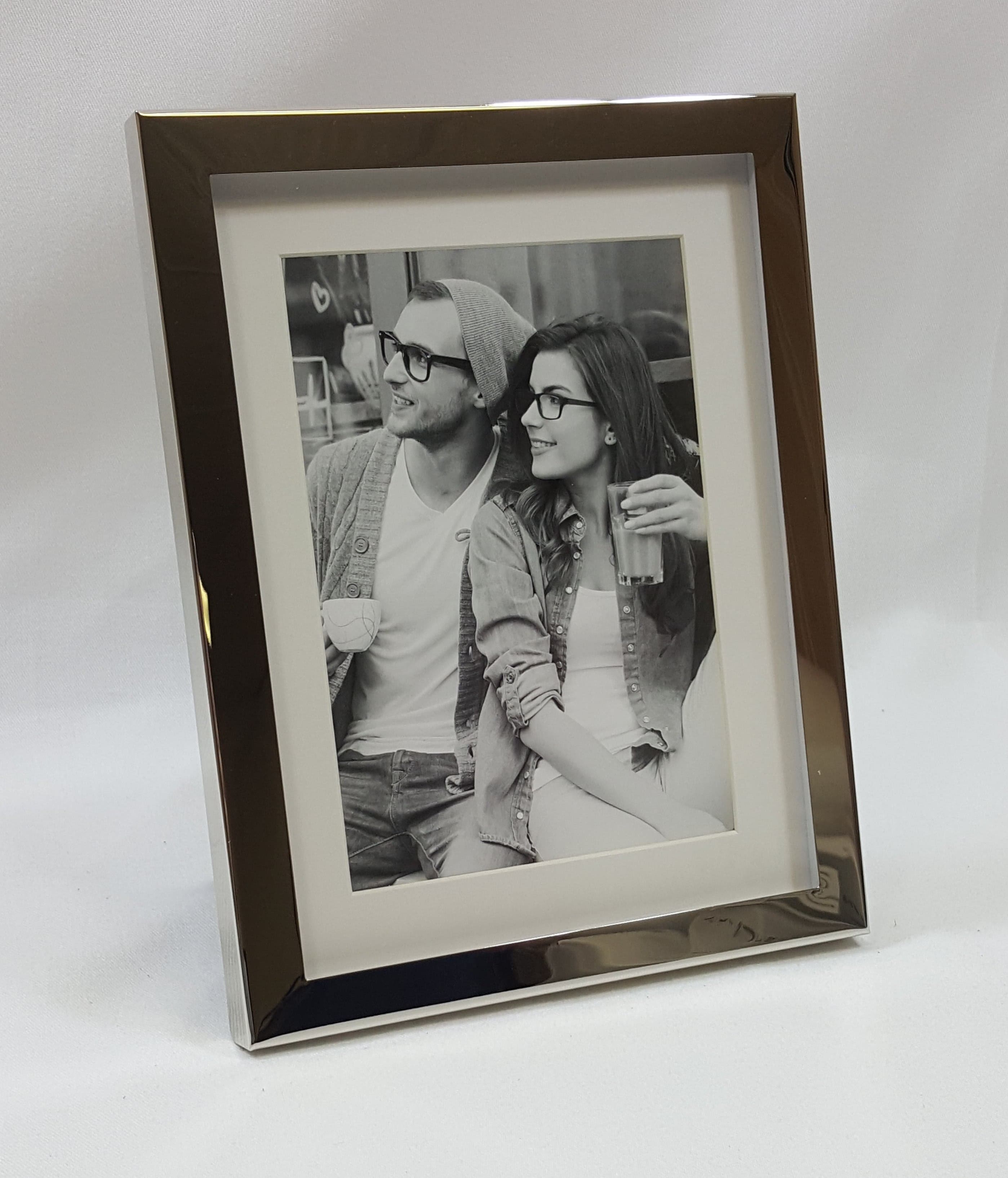 Jiallo - Shadow box frame 5 x 7" - Silver, Multi Color