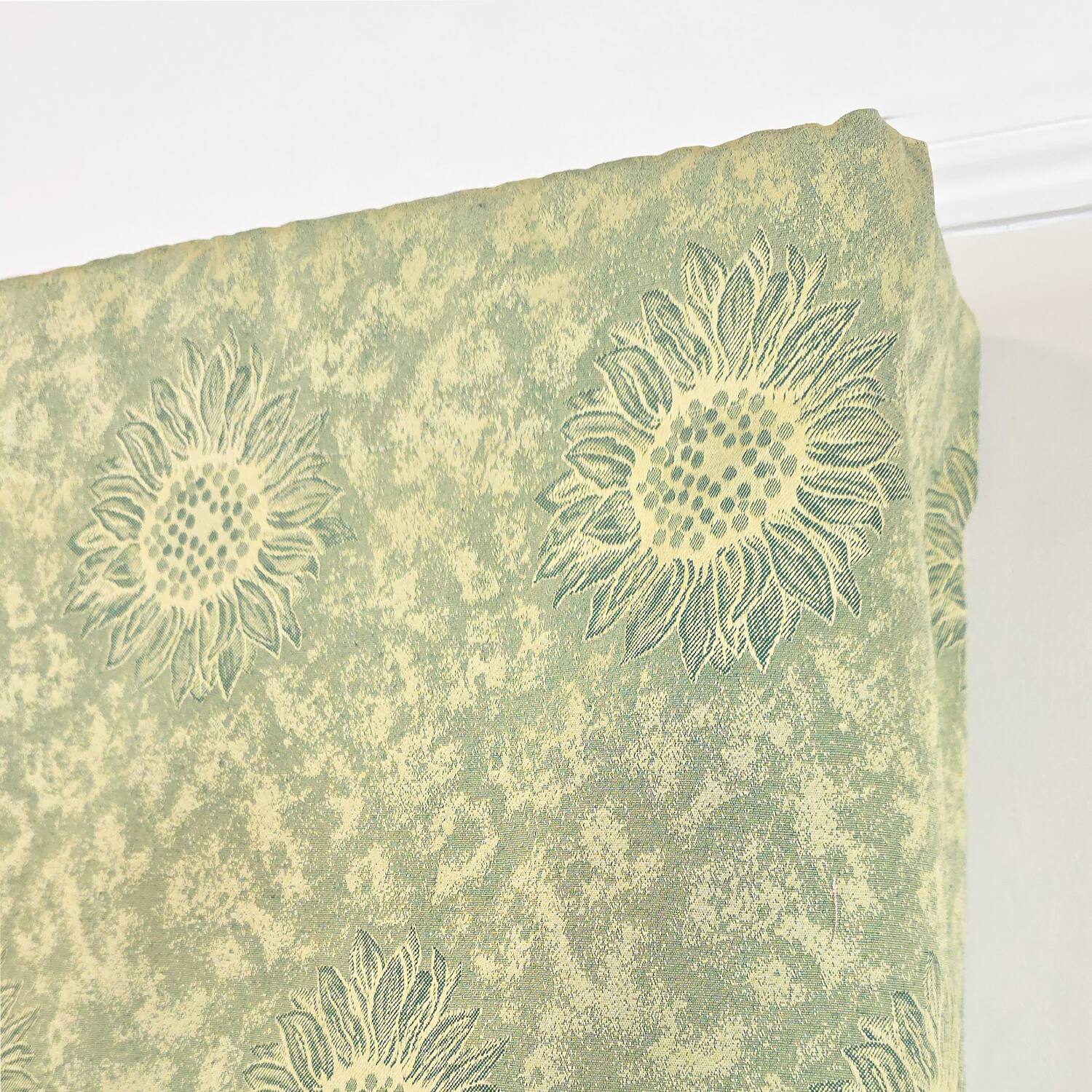 Back. RLF Home - RLF Home 100% Cotton French Sun Flower Regal Lined Window Valance 50" x 17" Lime - Lime.
