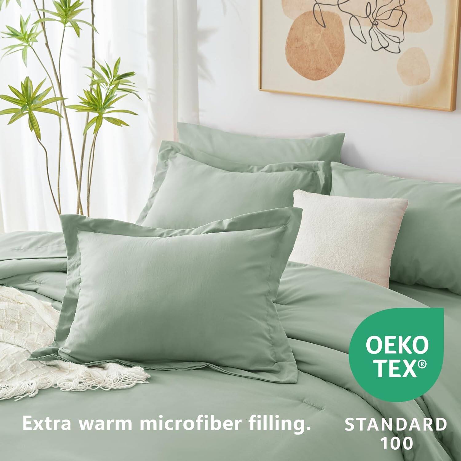 Extra warm microfiber filling.  
STANDARD 100  
OEKO TEX®