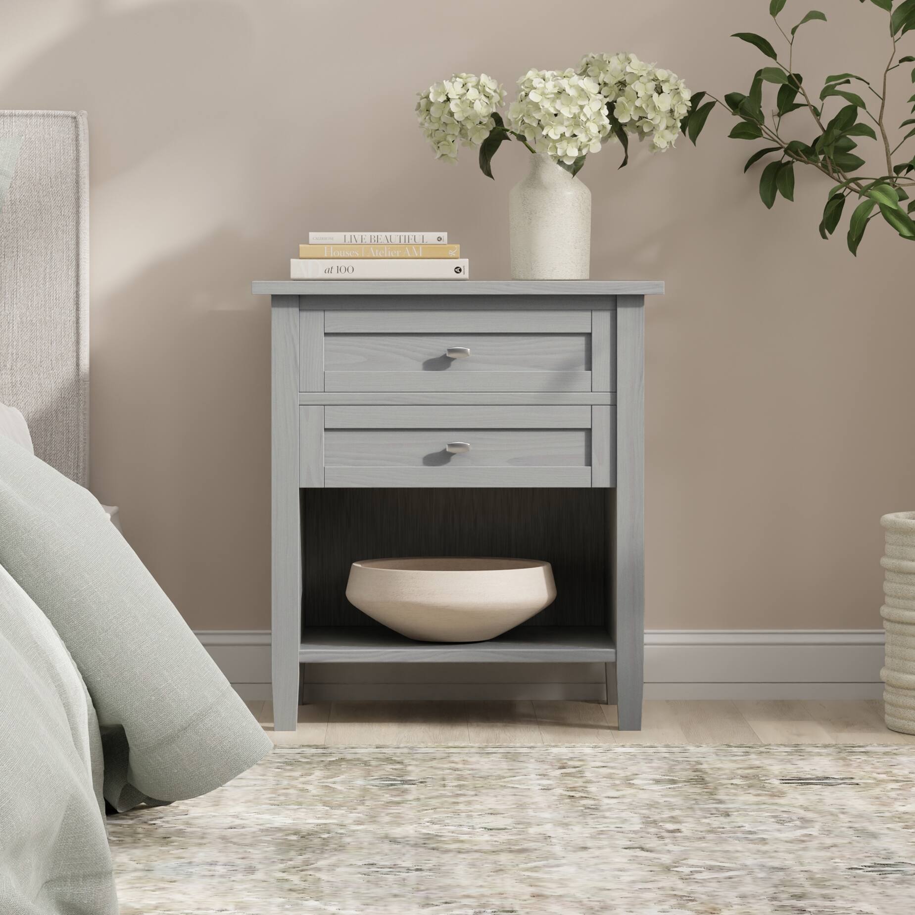 LIVE BEAUTIFUL  
Houses & Interiors  
at 100
