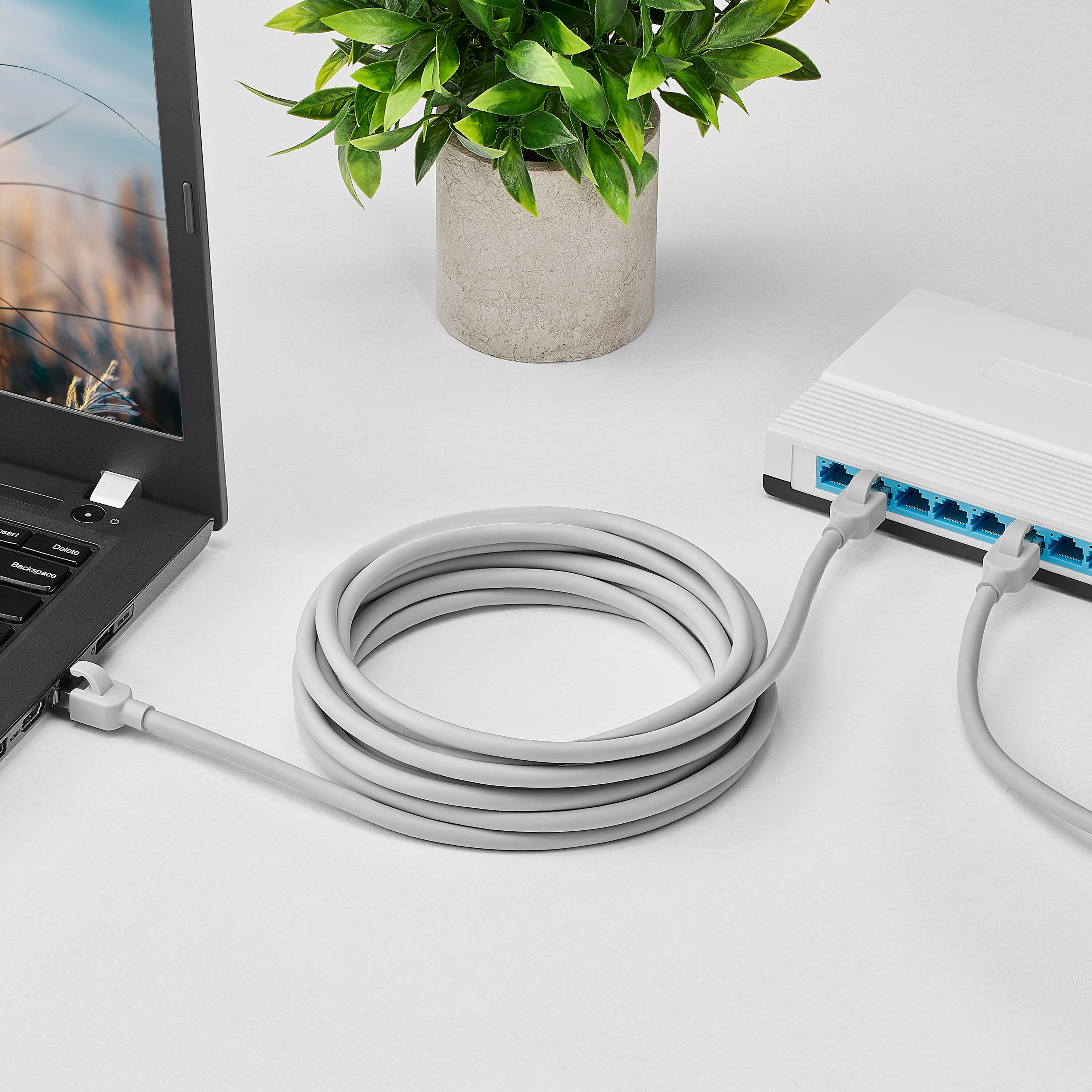 The text on the image is:

"ET Dere Meckapece d"