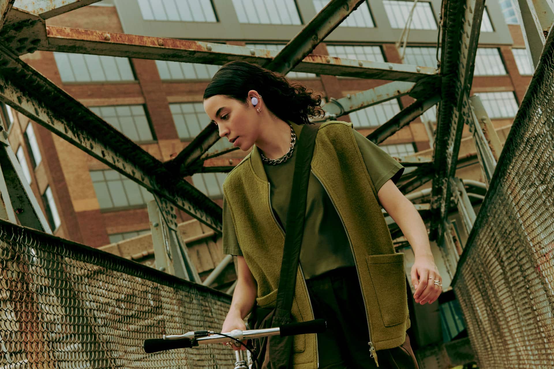 Alt View 16. Bose - QuietComfort True Wireless Noise Cancelling In-Ear Earbuds - Chilled Lilac.