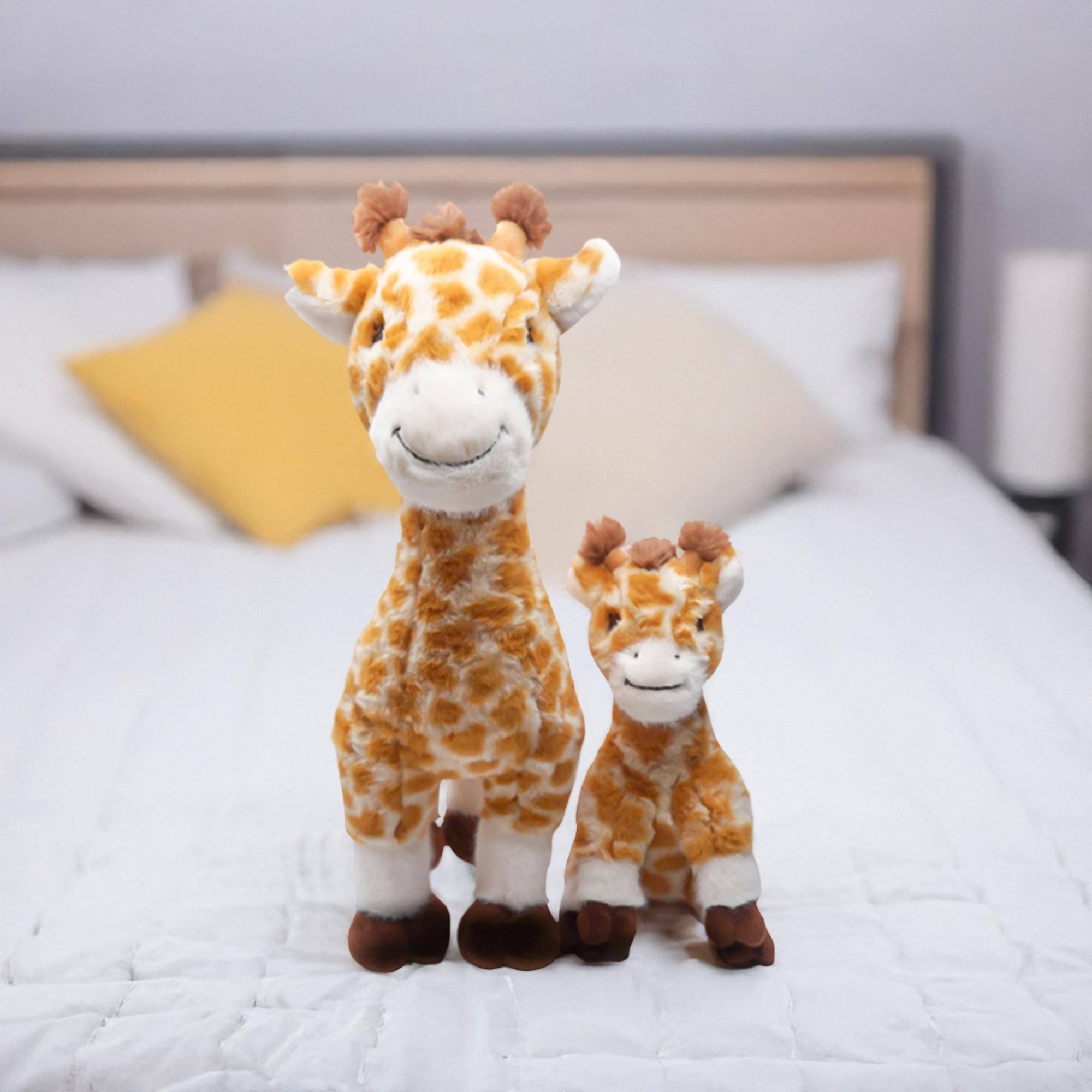 Alt View 10. TriAction Toys - Snooze Monsters Interactive Bedtime Plush Set | Giraffe With Baby - Orange.
