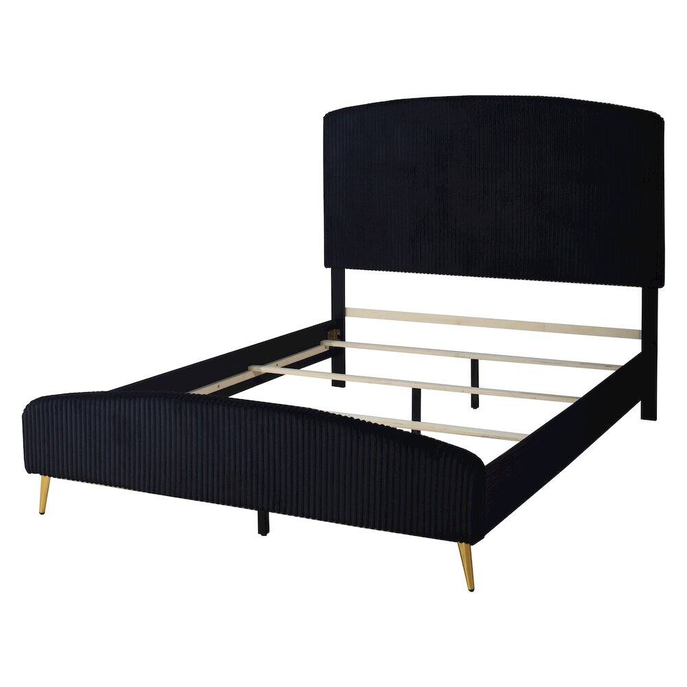 Left. New Classic Furniture - Kailani Wood Queen Bed - Black.