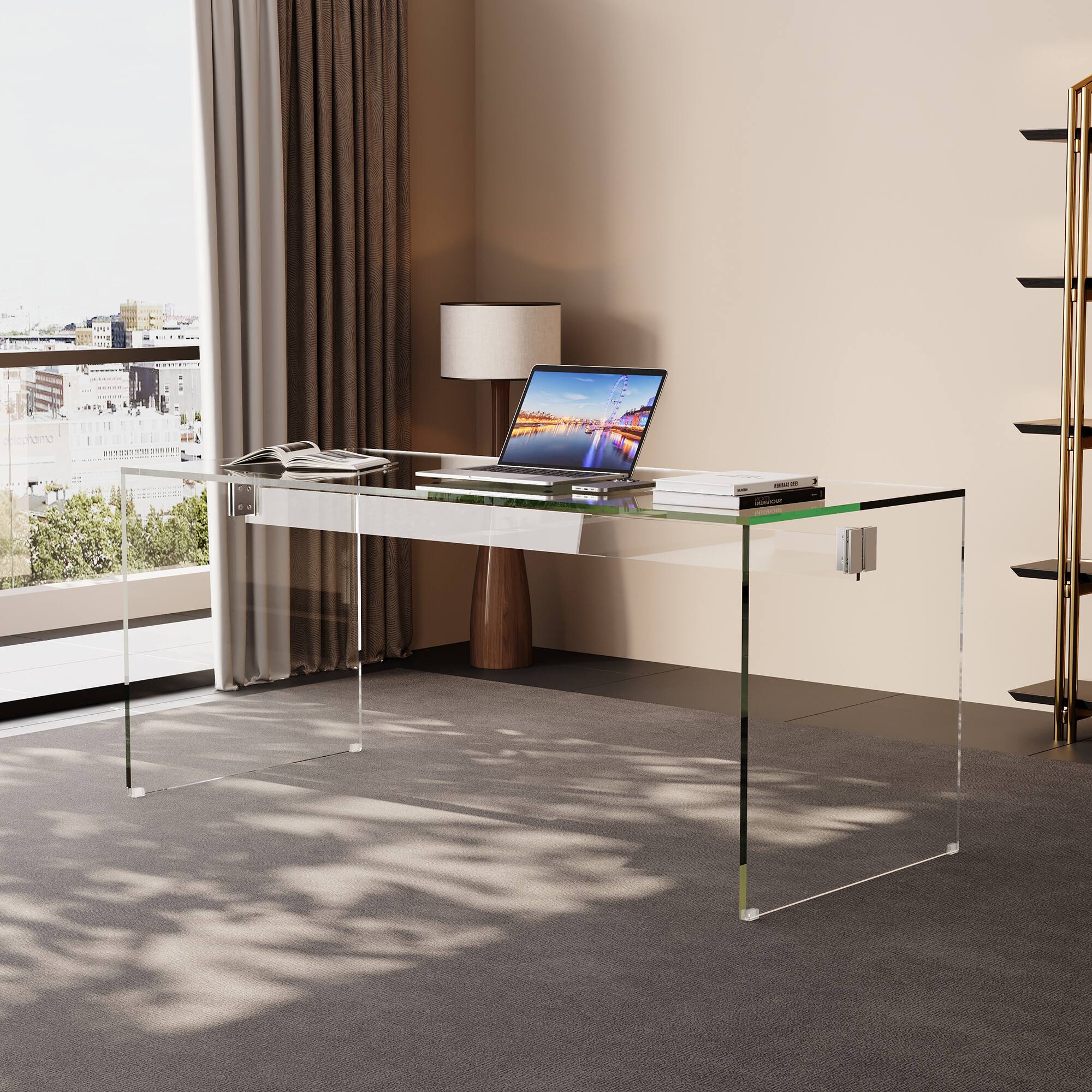 The text on the image is "sechaimo".