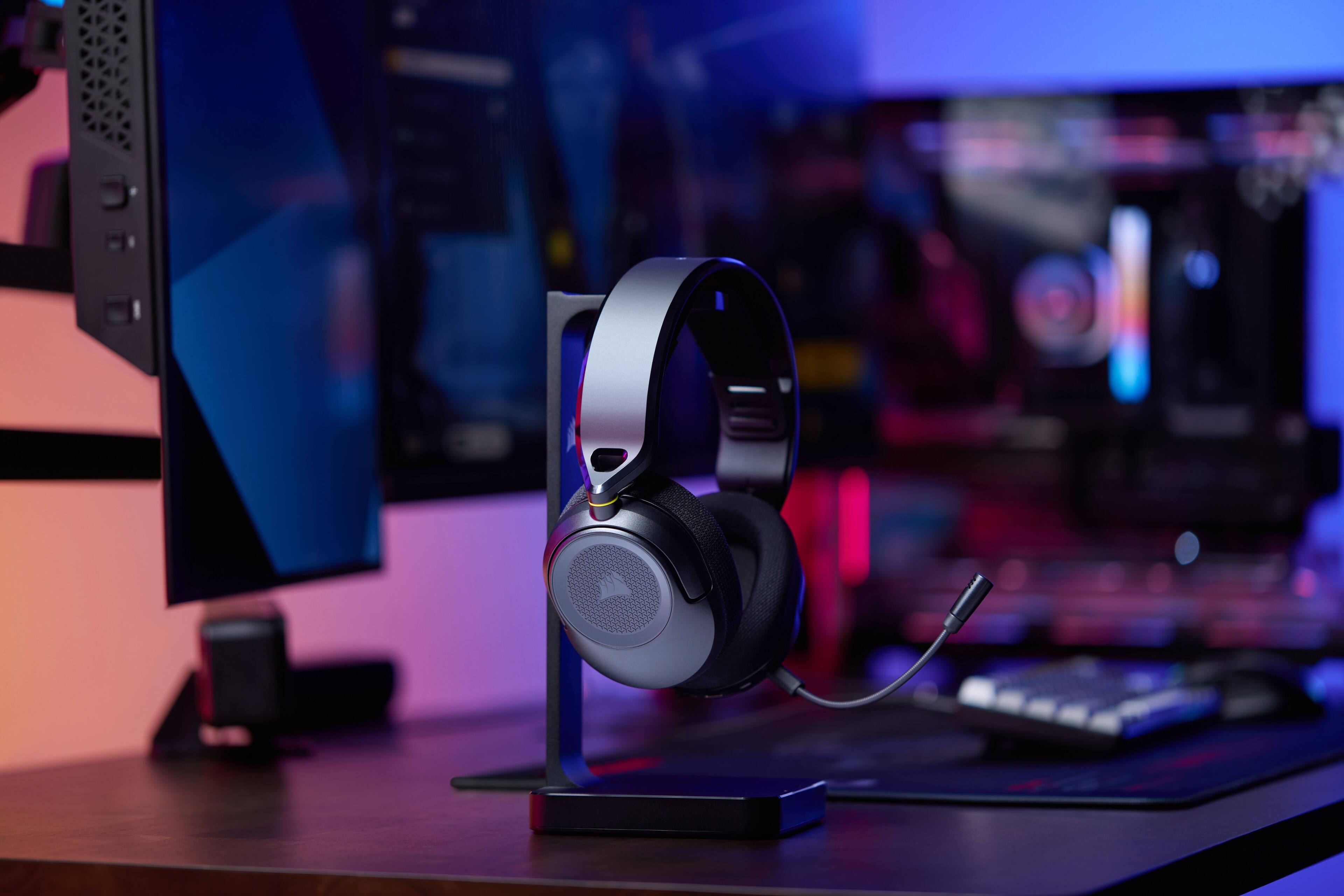 Alt View 10. CORSAIR - HS35 v3 Wireless Over-the-Ear Gaming Headset for PC,PS5,PS4, Nintendo Switch and Mobile - Carbon.
