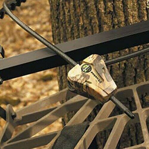 Angle. Browning - Browning Defender Pro Scout MAX Trail Camera (10-Pack) with Locking Cable Bundle.