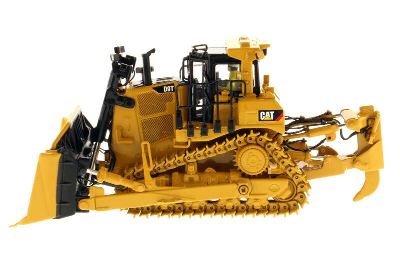 D9T CAT
