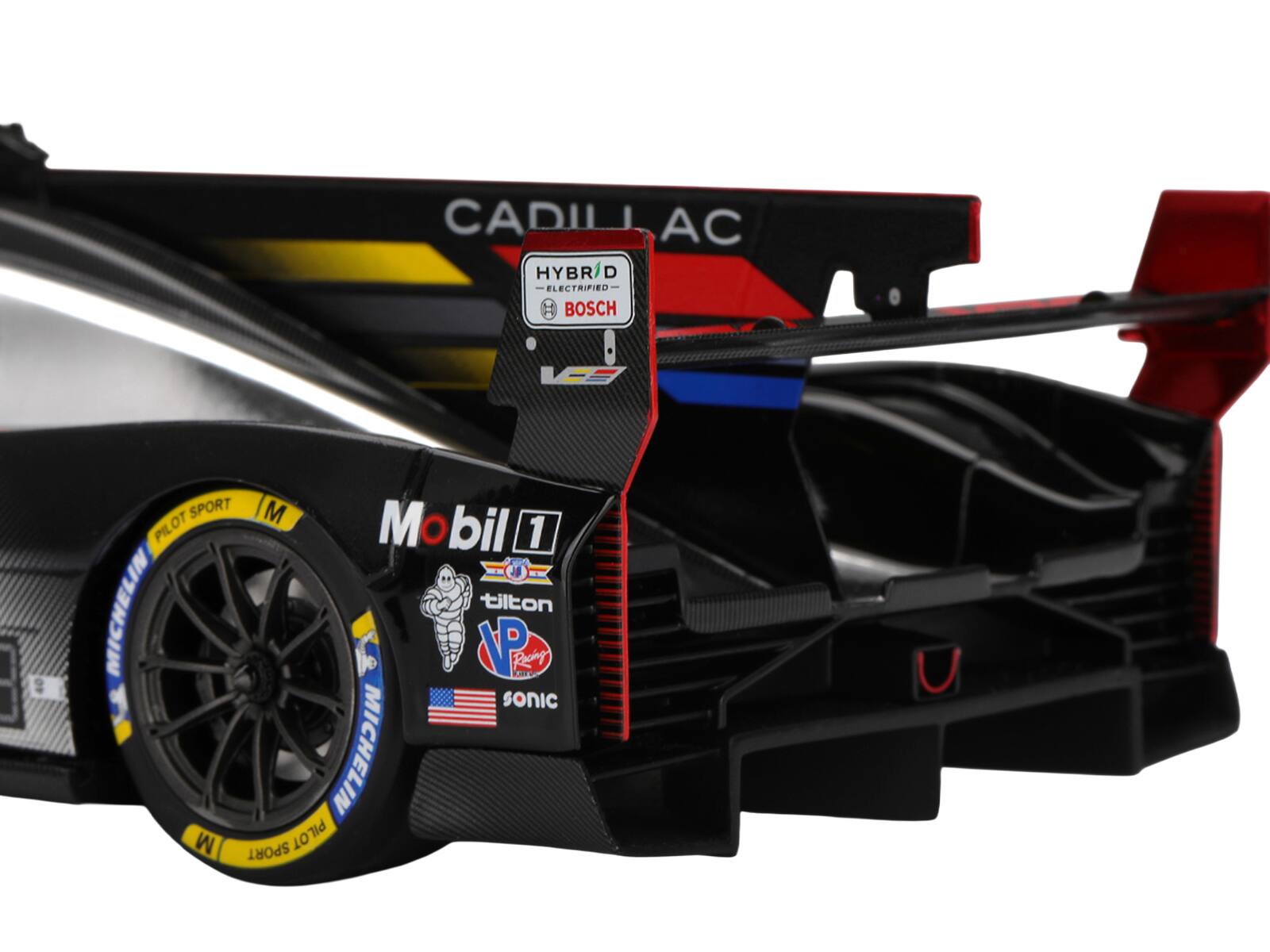 CADILLAC HYBRID ELECTRIFIED BOSCH VS I SPORT M PILOT Mobil 1 MICHELIN tilton V Peay CHE sonic MICHELIN M SPORT PILOT