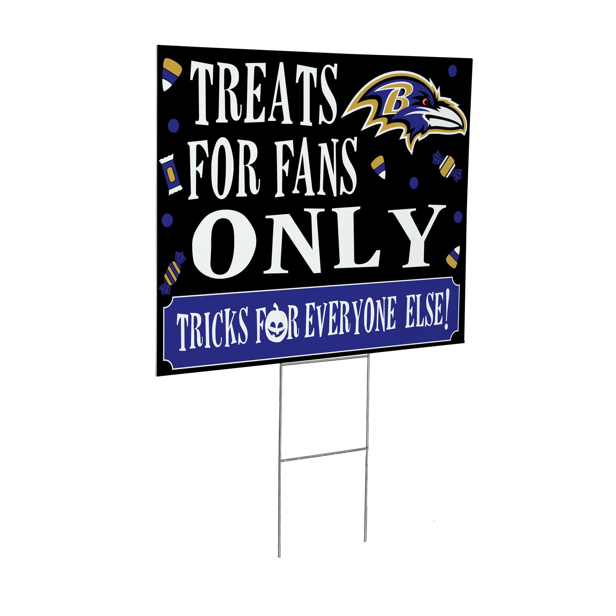 TREATS FOR FANS ONLY  
TRICKS FOR EVERYONE ELSE!