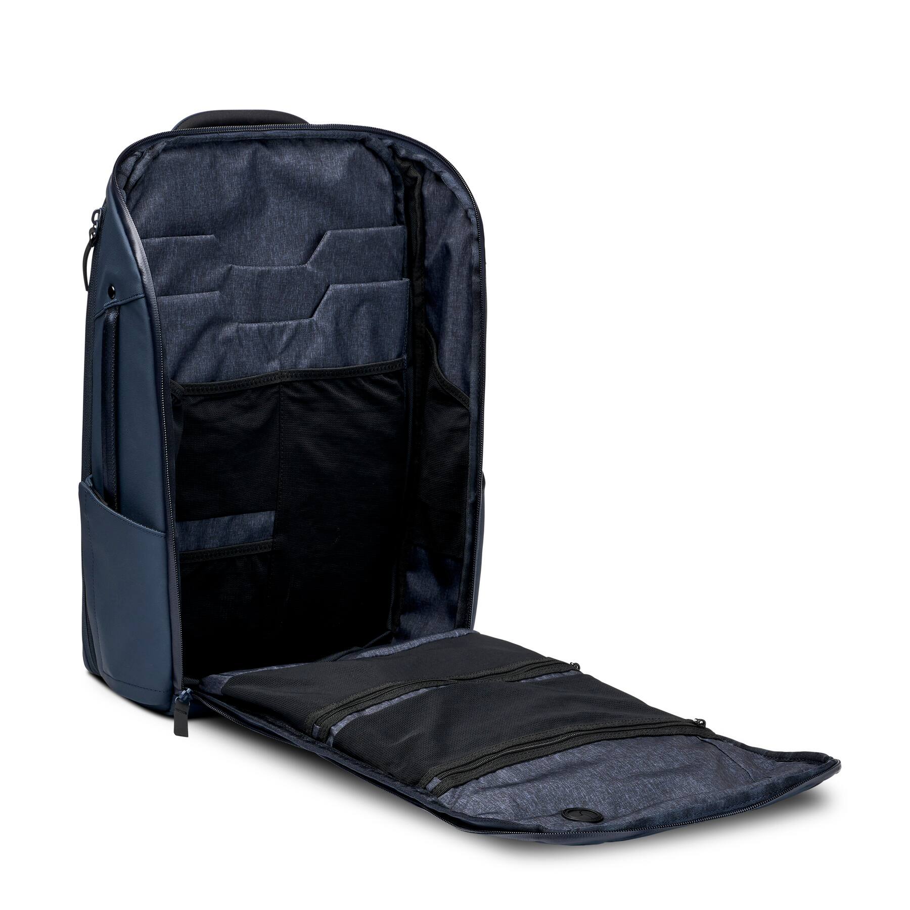 Left. Nomatic - Backpack 14L - Navy.