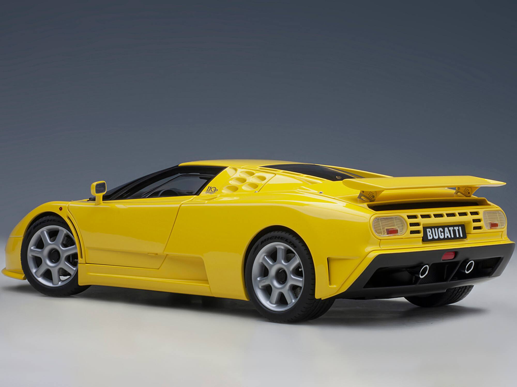 I1G RICNEEIN BUGATTI