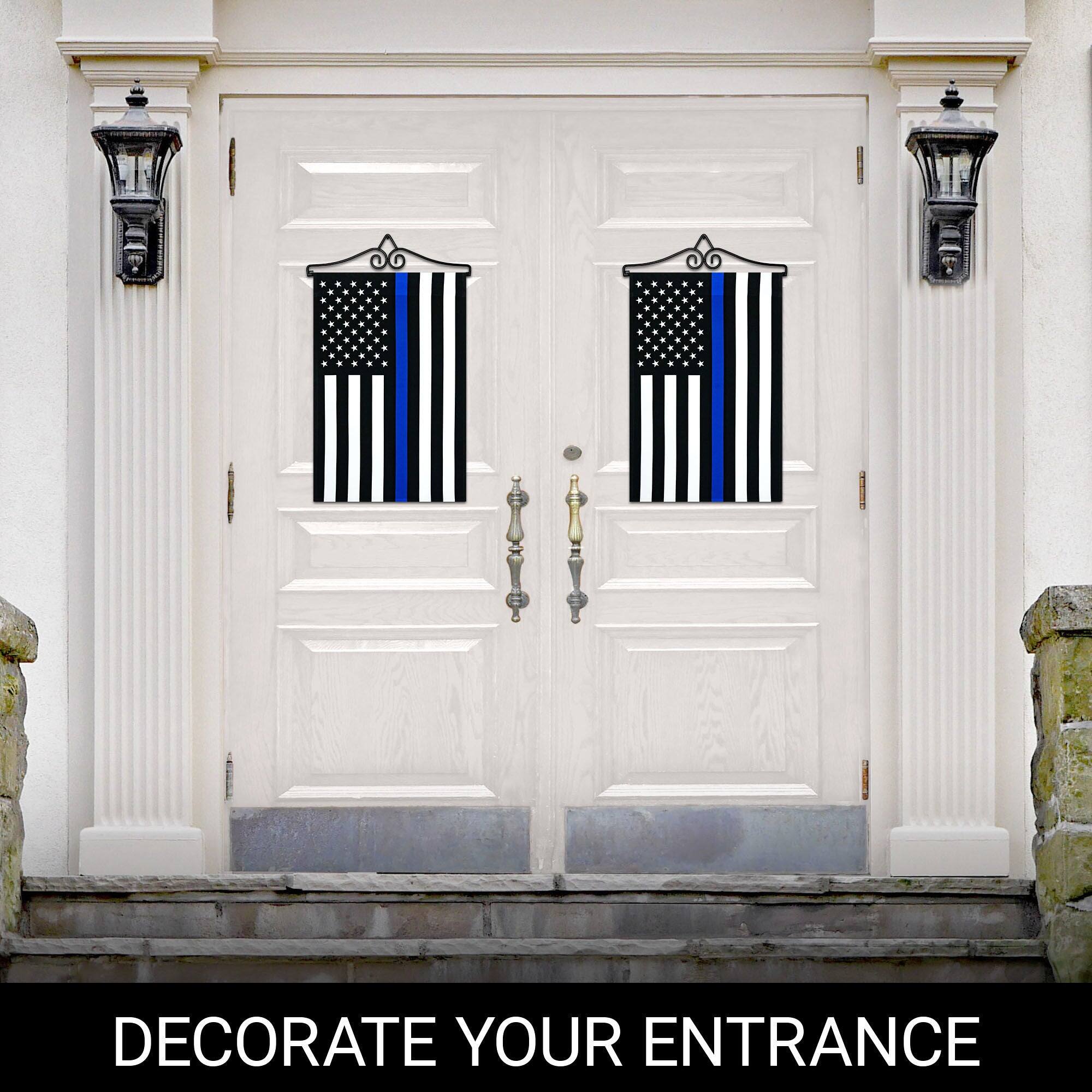 DECORATE YOUR ENTRANCE