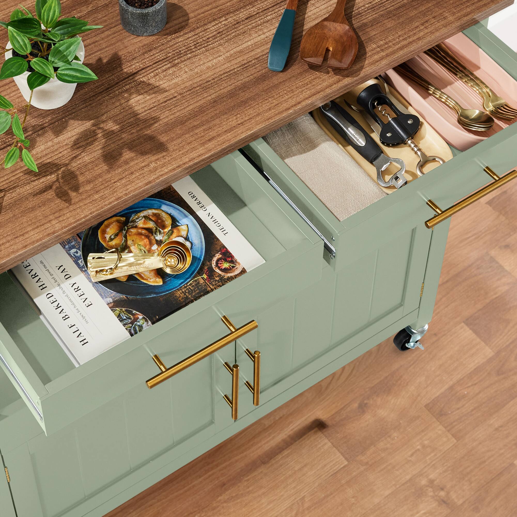 333 - nothin_tote HARVEY EVERY DAY A BAKED HALF GERARD TIEGHAN