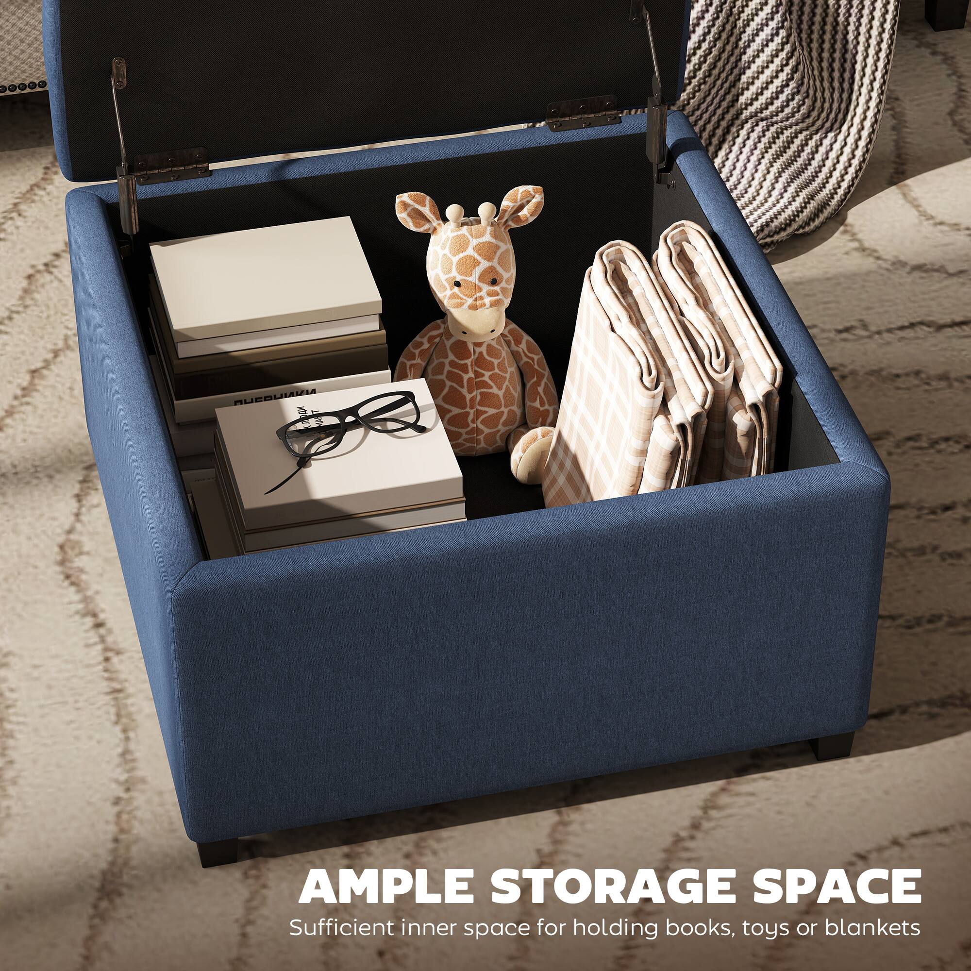 AMPLE STORAGE SPACE  
Sufficient inner space for holding books, toys or blankets