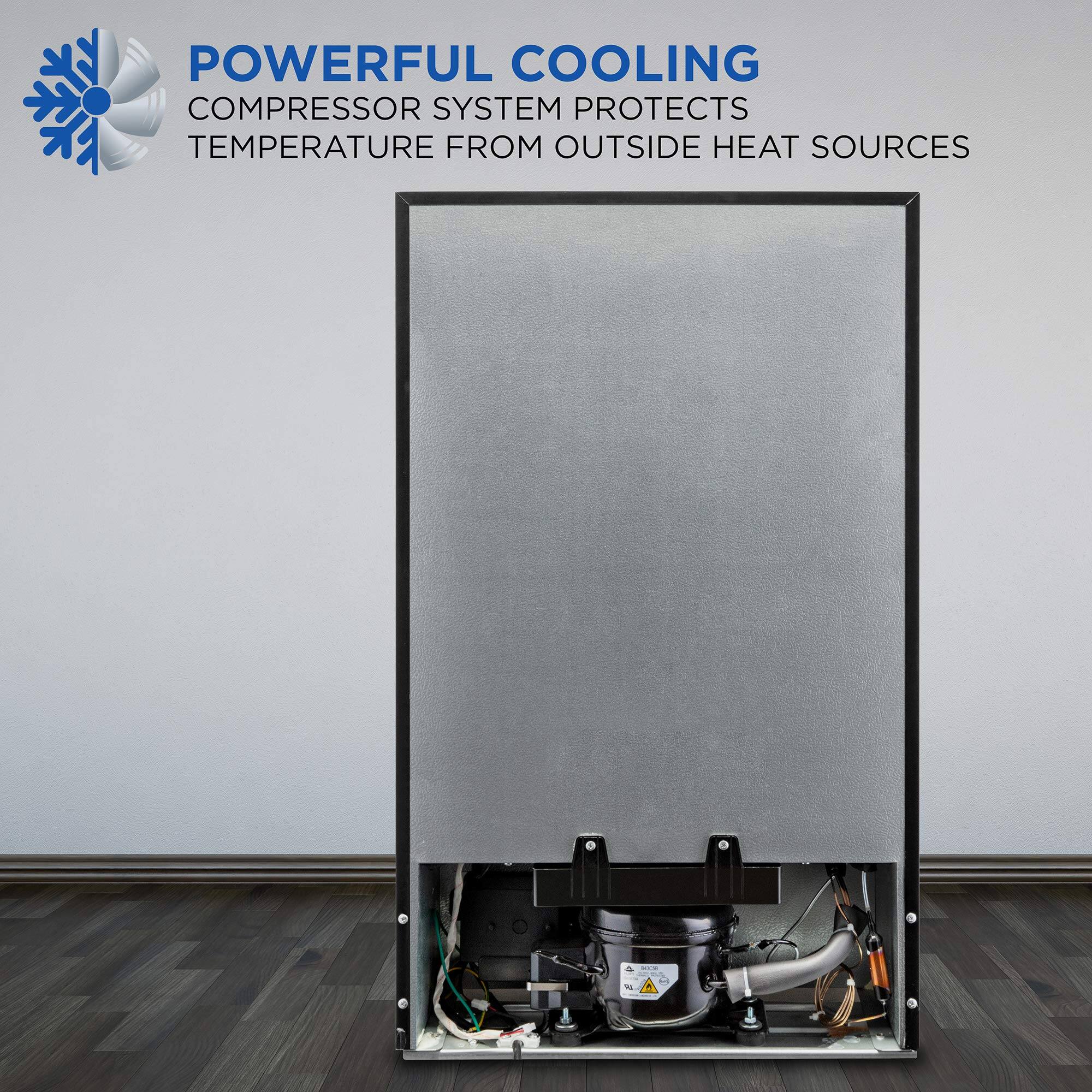 POWERFUL COOLING  
COMPRESSOR SYSTEM PROTECTS  
TEMPERATURE FROM OUTSIDE HEAT SOURCES