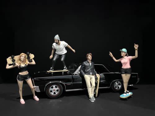 Skateboarders Figurines 4 piece Set for 1/24 Scale Models by American Diorama price history on PriceWatchPro