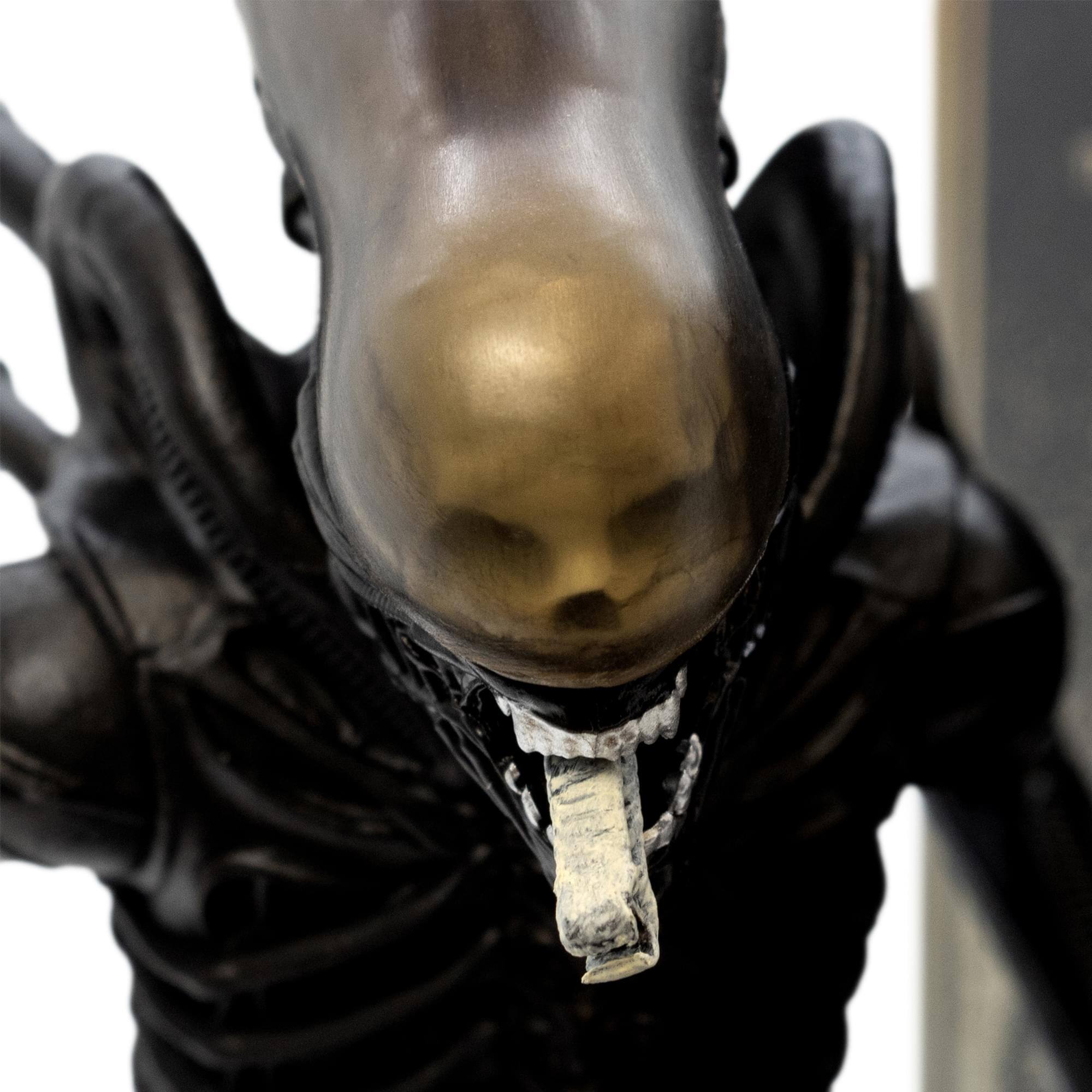 Alt View 4. Culture Fly - Alien Deluxe Xenomorph 9 Inch Vinyl Statue - Bronze.