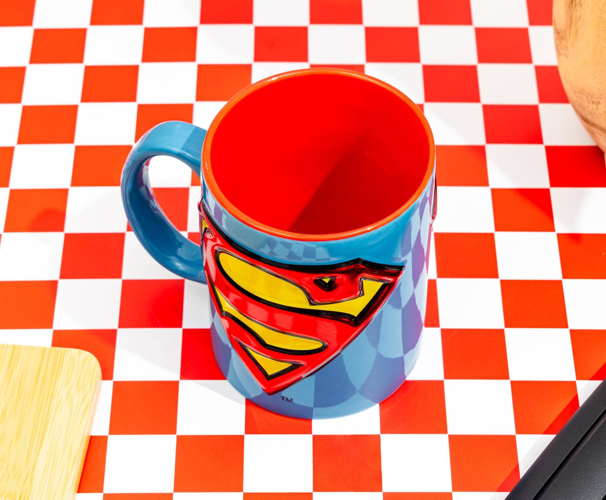 Alt View 4. Silver Buffalo - DC Comics Superman Logo Embossed Foil 20-Ounce Ceramic Mug - Blue.