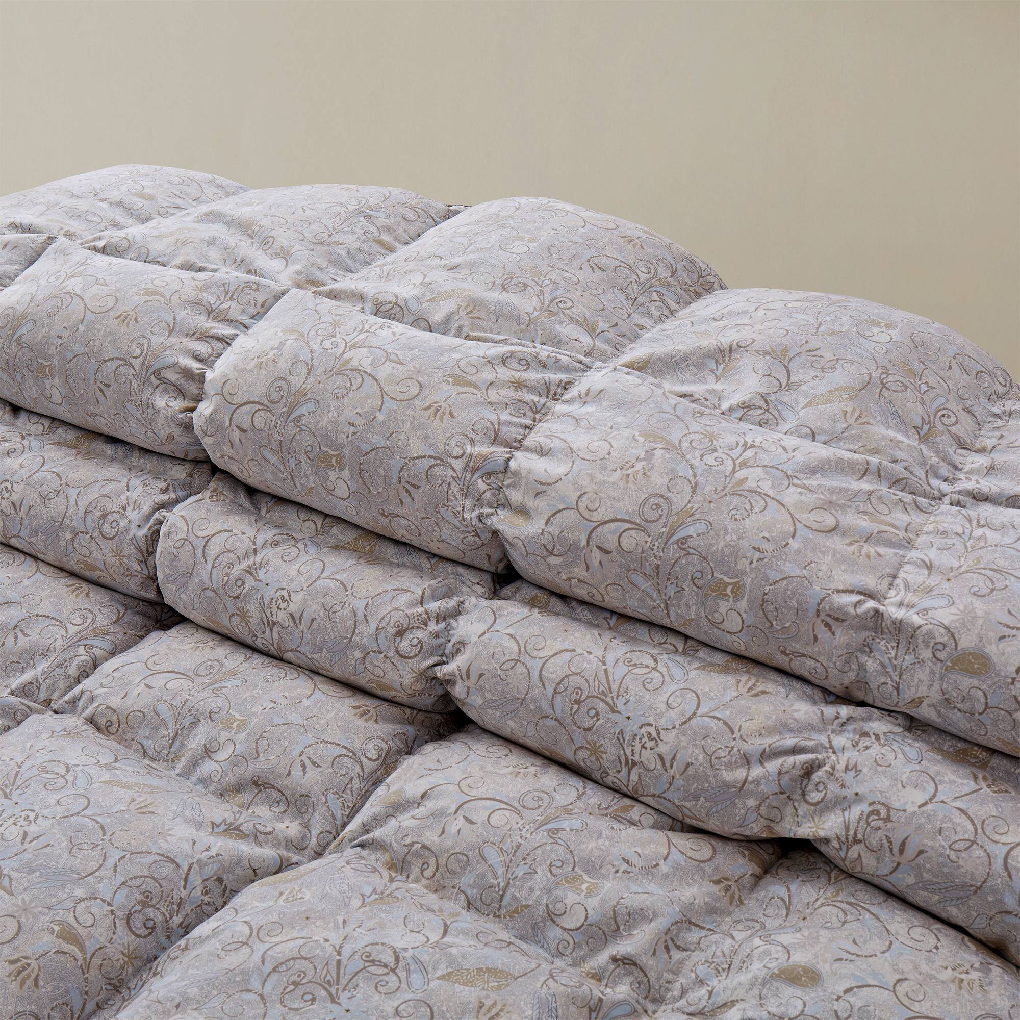Back. Peace Nest - Peace Nest All Season Paisley Floral Goose Feather Fiber Comforter Duvet Vintage Style, Jacobean Beige Floral, Cal King - Jacobean Beige Floral.