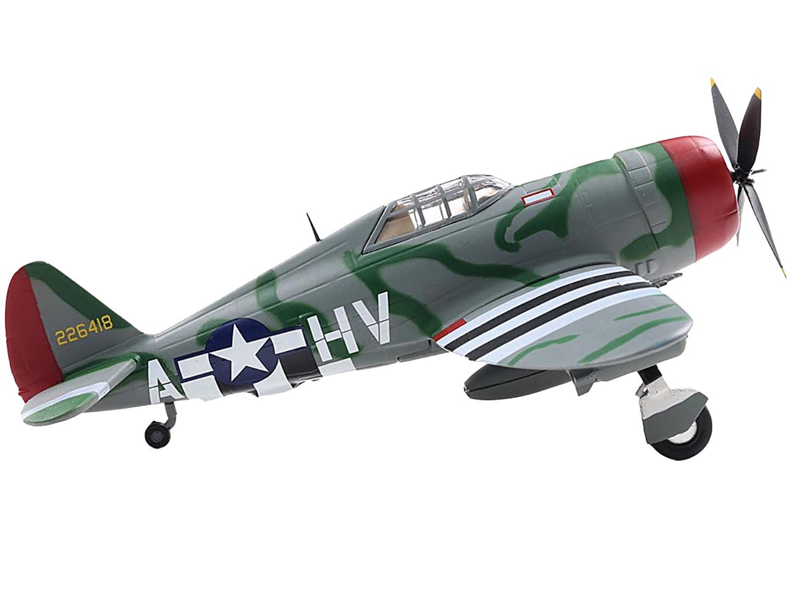 Angle. Militaria Die Cast - Republic P-47 Thunderbolt Fighter Aircraft "Lt. Col. Francis S. "Gabby" Gabreski" United States Army Air Forces 1/72 - Multicolor.