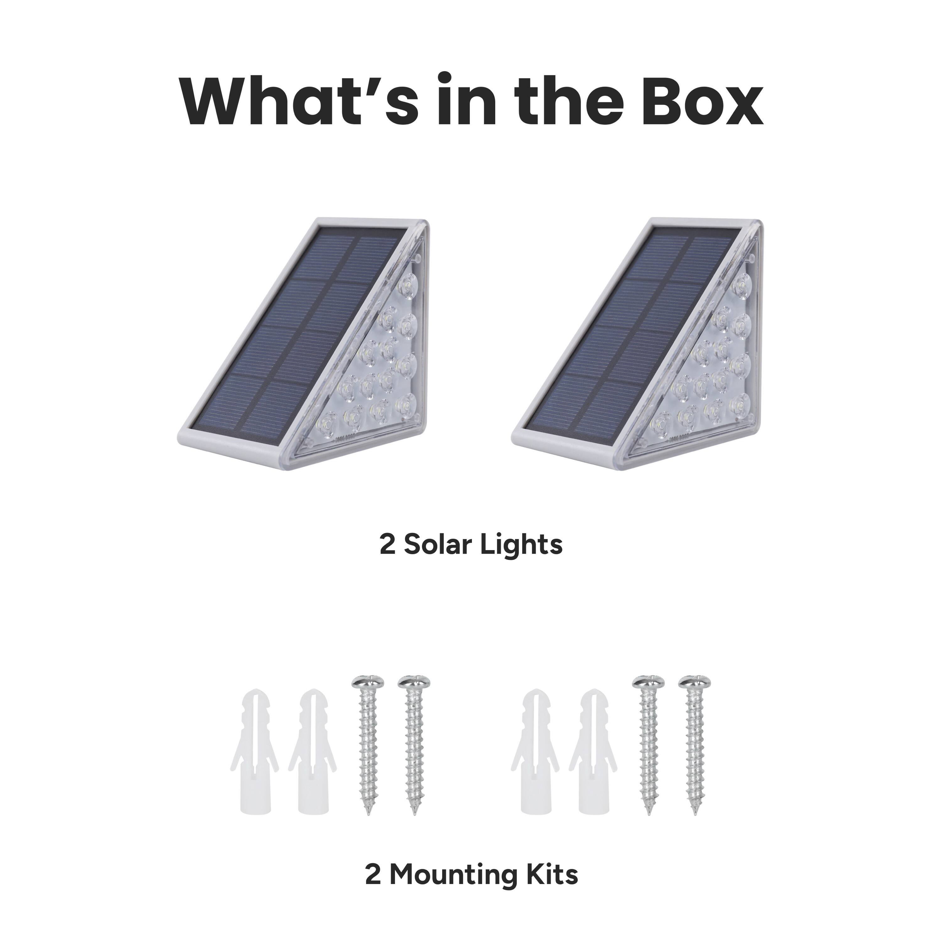 What's in the Box

2 Solar Lights

2 Mounting Kits