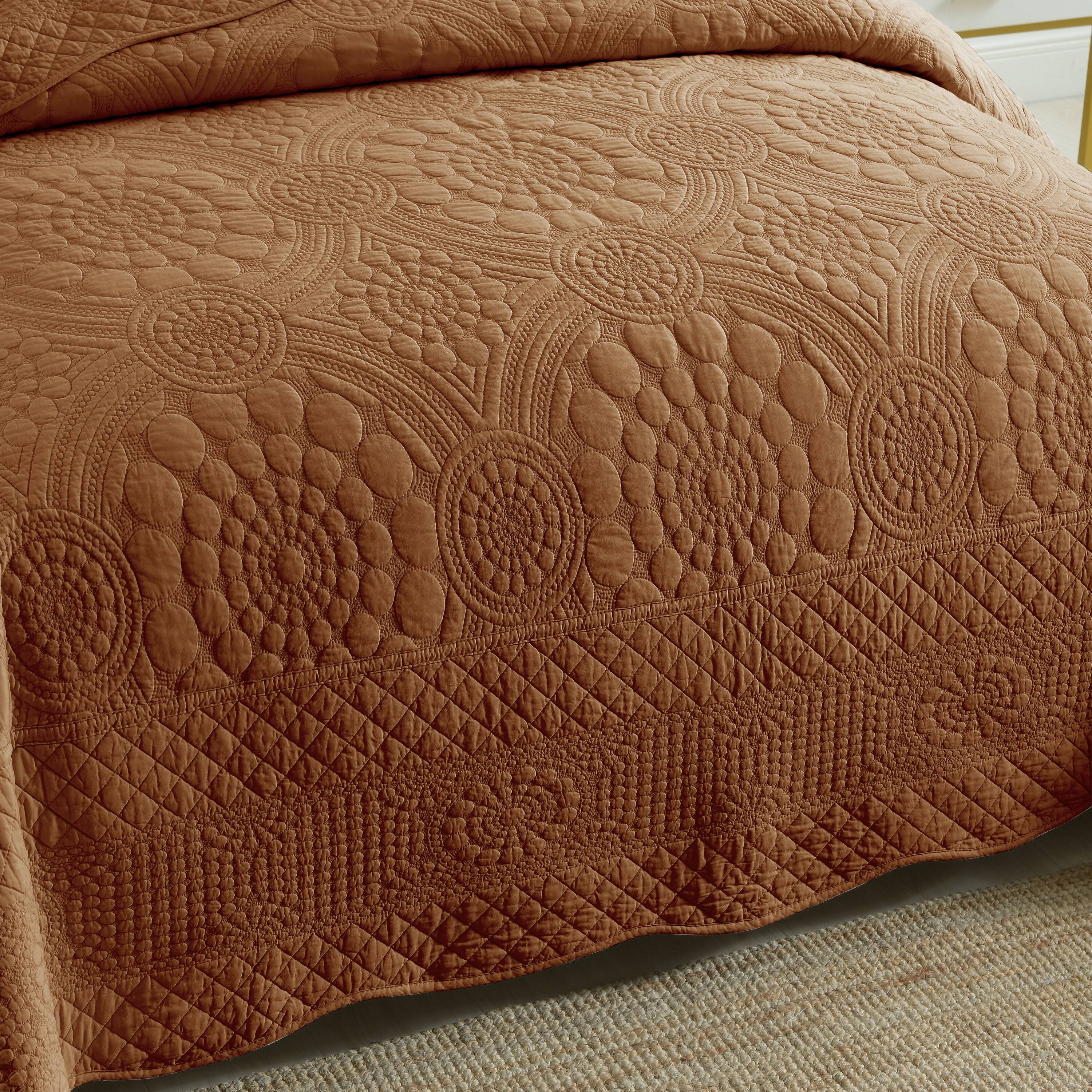 Alt View 1. MarCielo - Marcielo 3 Piece 100% Cotton Oversized Bedspread Lightweight Quilt Set - Dusty Orange.