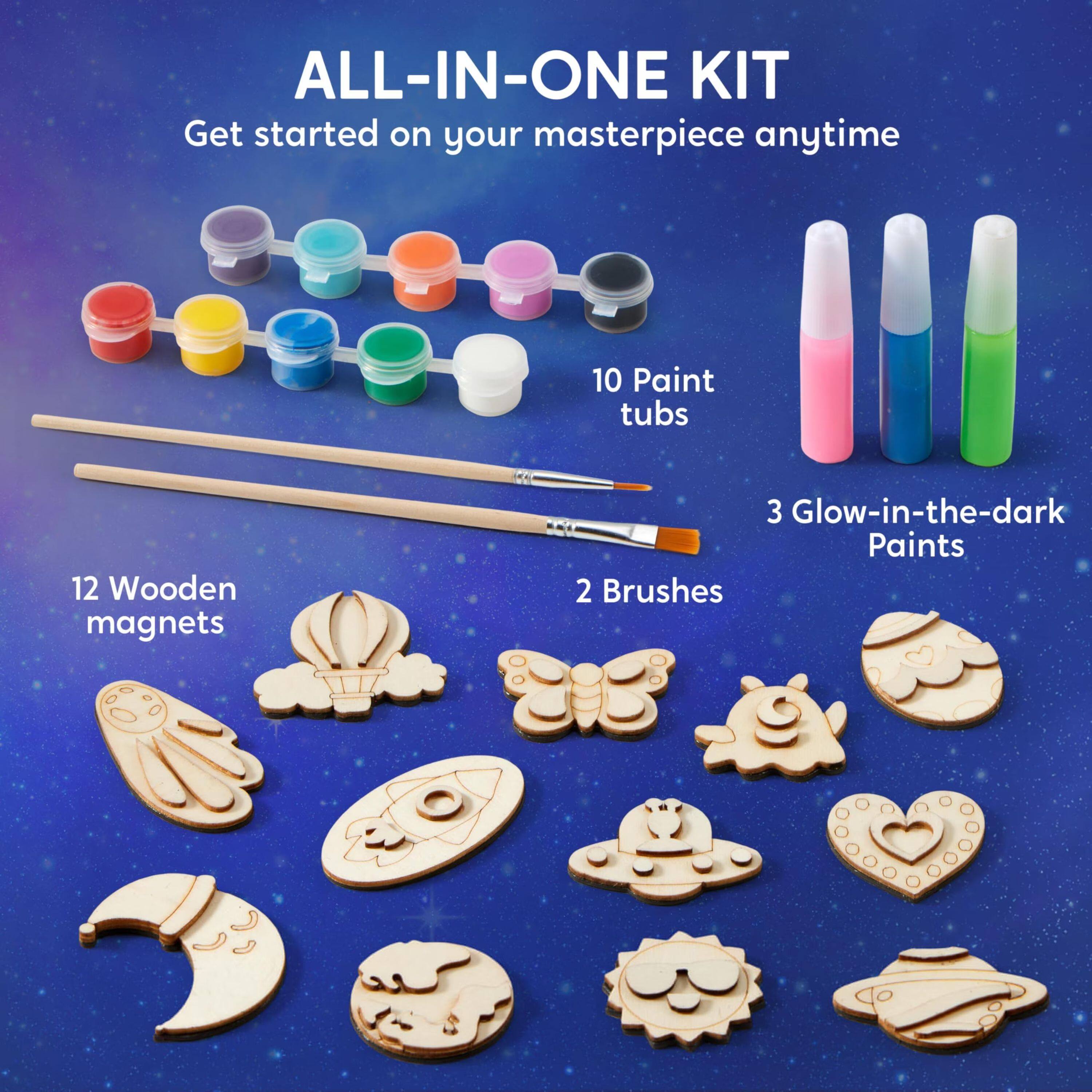 ALL-IN-ONE KIT  
Get started on your masterpiece anytime

10 Paint tubs  
12 Wooden magnets  
3 Glow-in-the-dark Paints  
2 Brushes