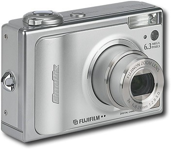 Best Buy: Fuji FinePix 6.3MP Digital Camera F10