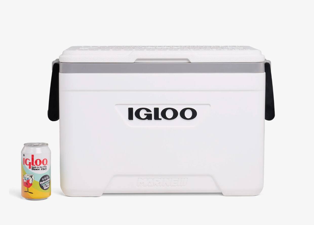 IGLOO igloo Made in the USA Since 1947 Delivery Cooler TM The Word MARINE