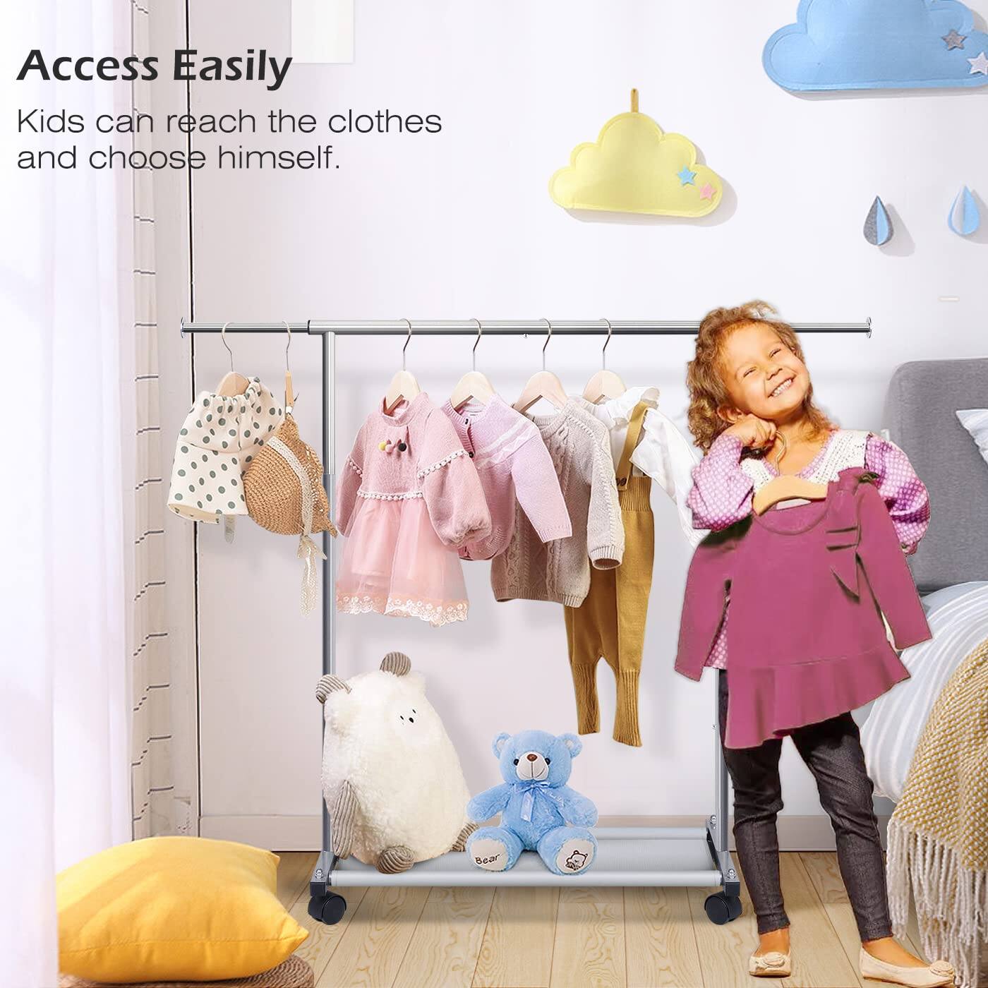 Access Easily  
Kids can reach the clothes and choose himself.