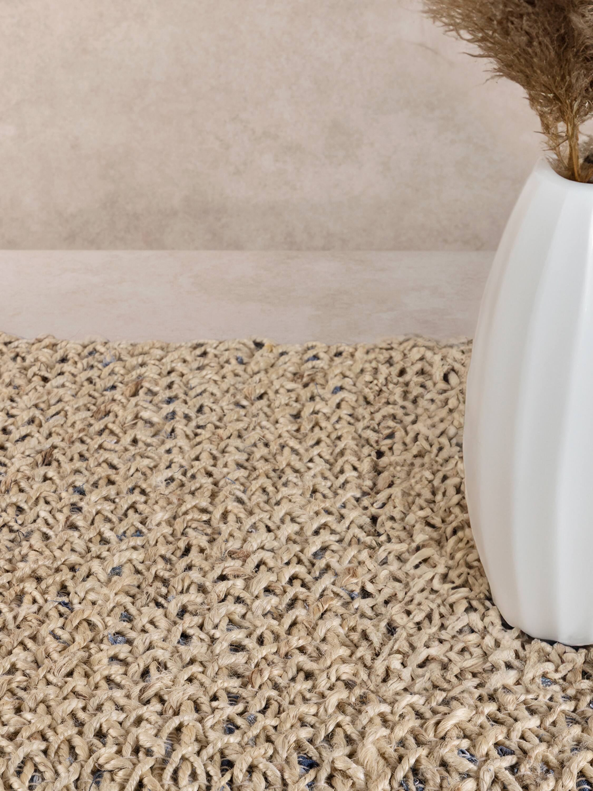 Angle. GAURI KOHLI - Bogota Rug - Shades of beige and blue.