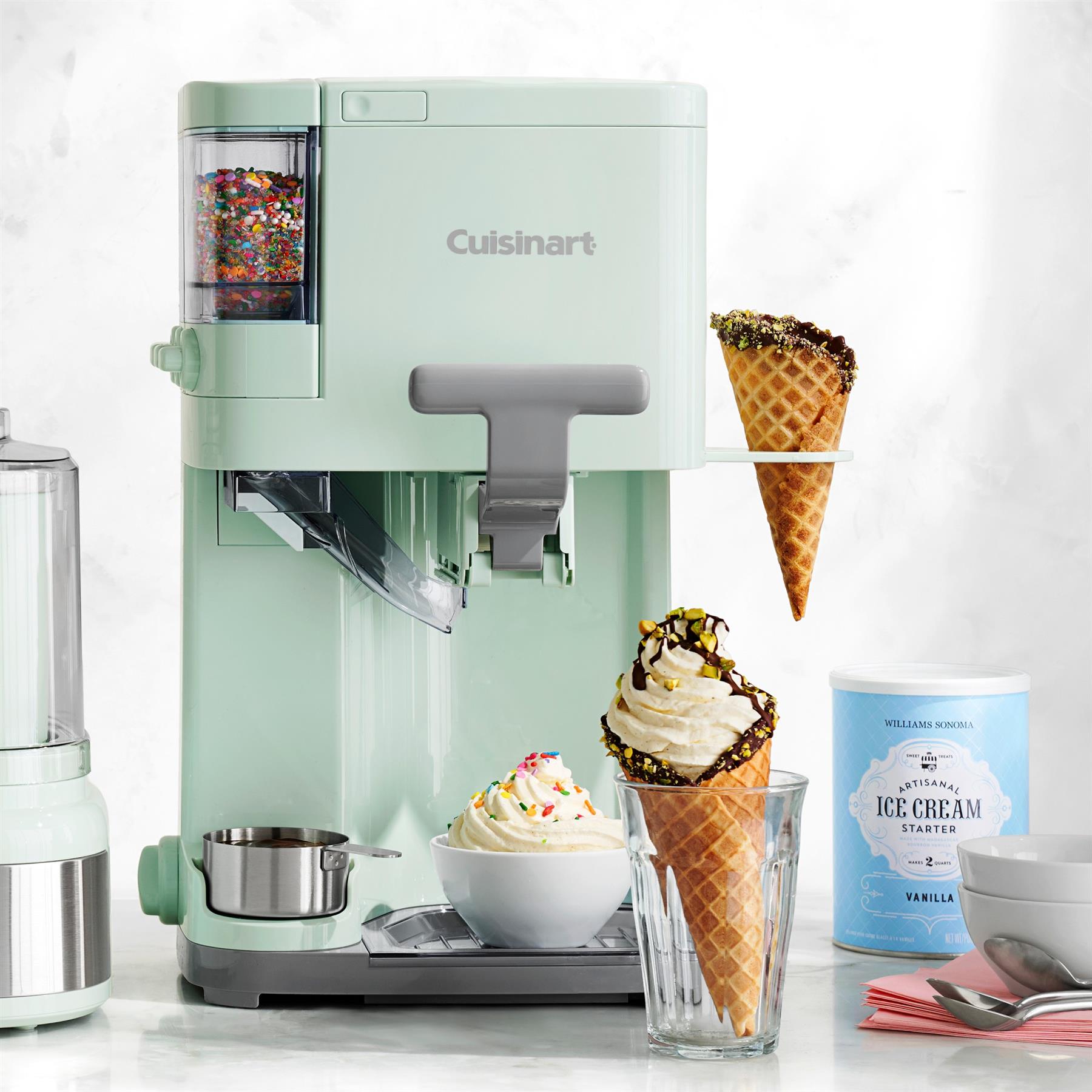 生活家電 Cuisinart ICE-48 ソフトサーブアイスクリームメーカー 未使用