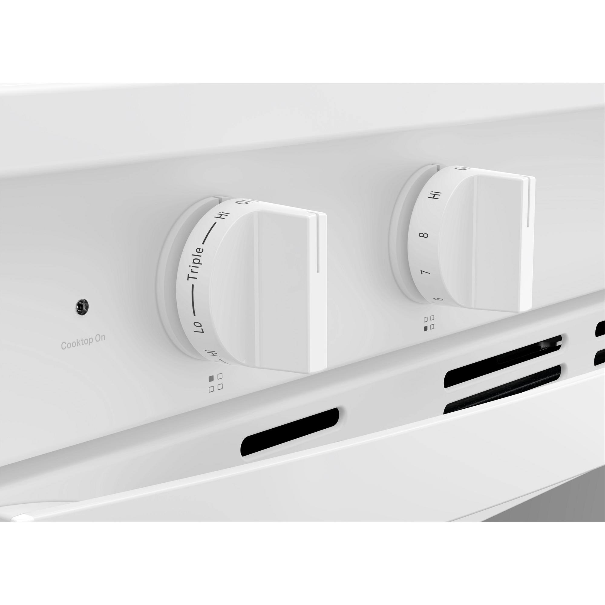 The corrected text is: "Triple Hi 8 L ... On Cooktop LO"