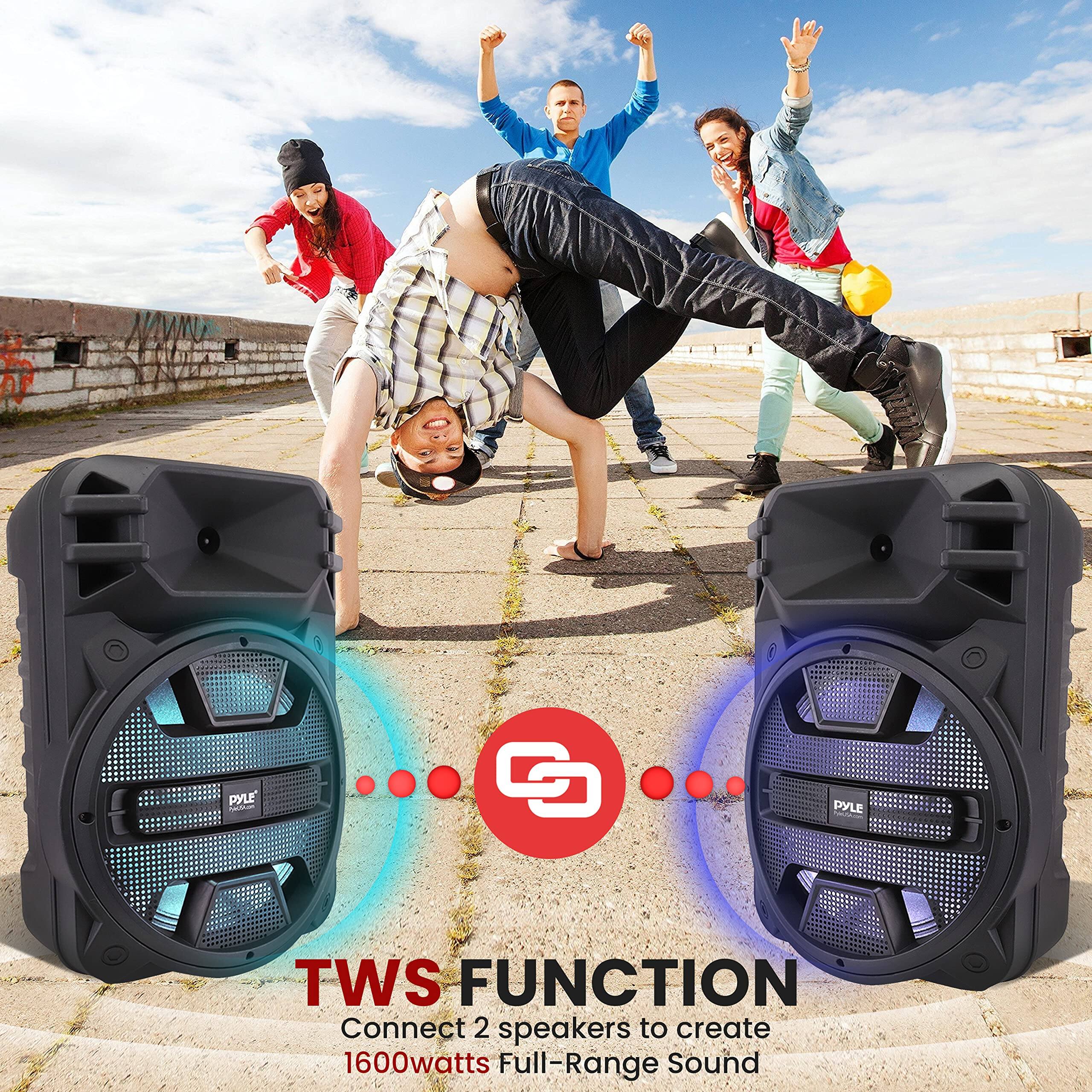 PYLE TWS FUNCTION  
Connect 2 speakers to create 1600watts Full-Range Sound