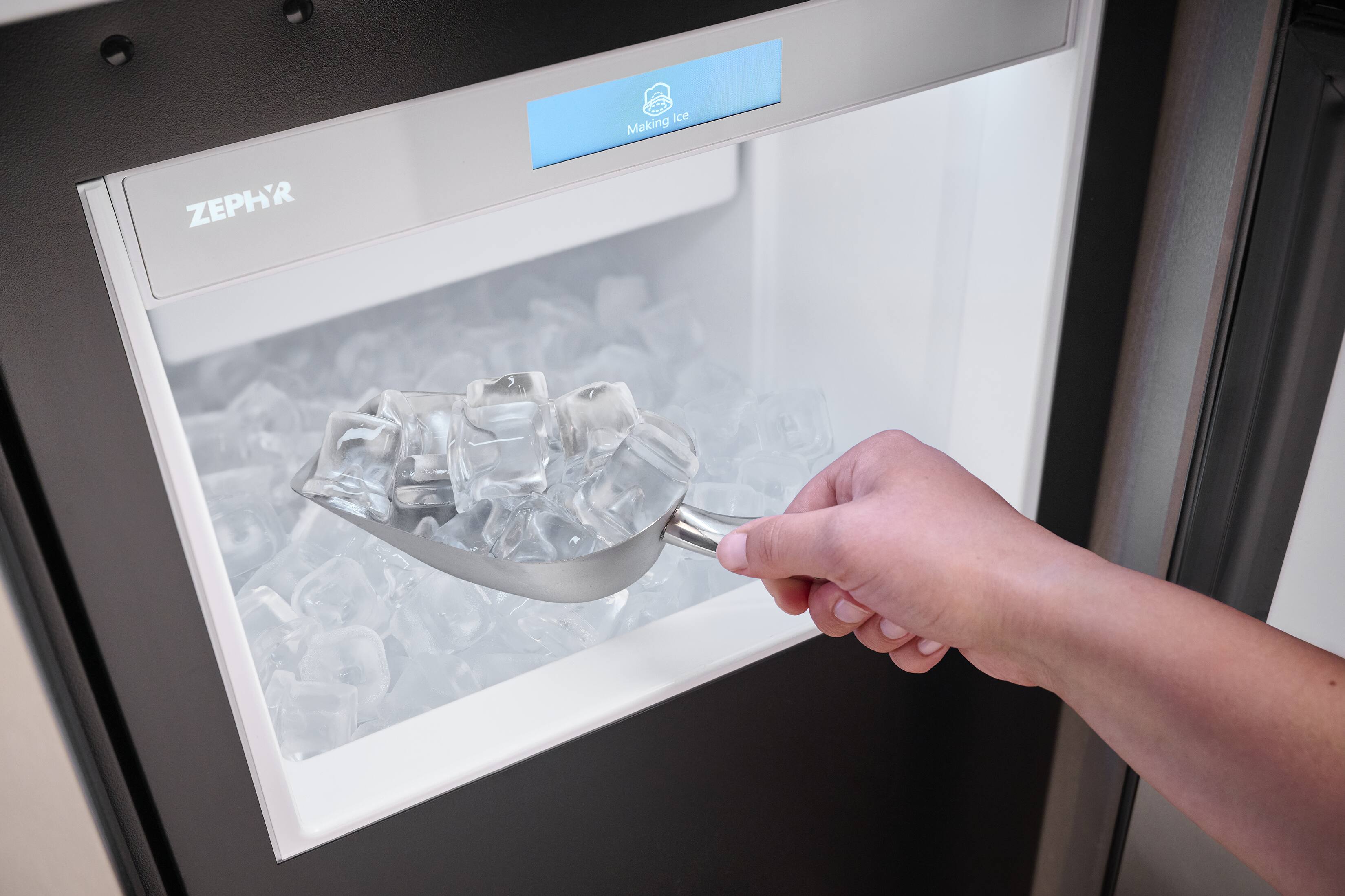 Ice Making ZEPHYR
