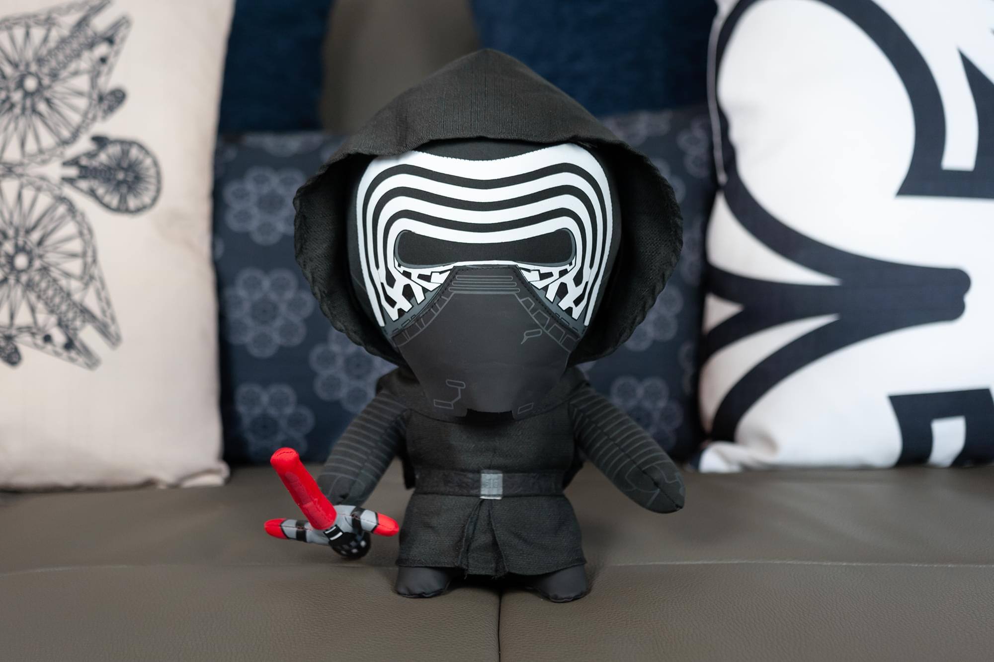 Alt View 3. Star Wars - Star Wars 15" Talking Plush: Kylo Ren - Black.