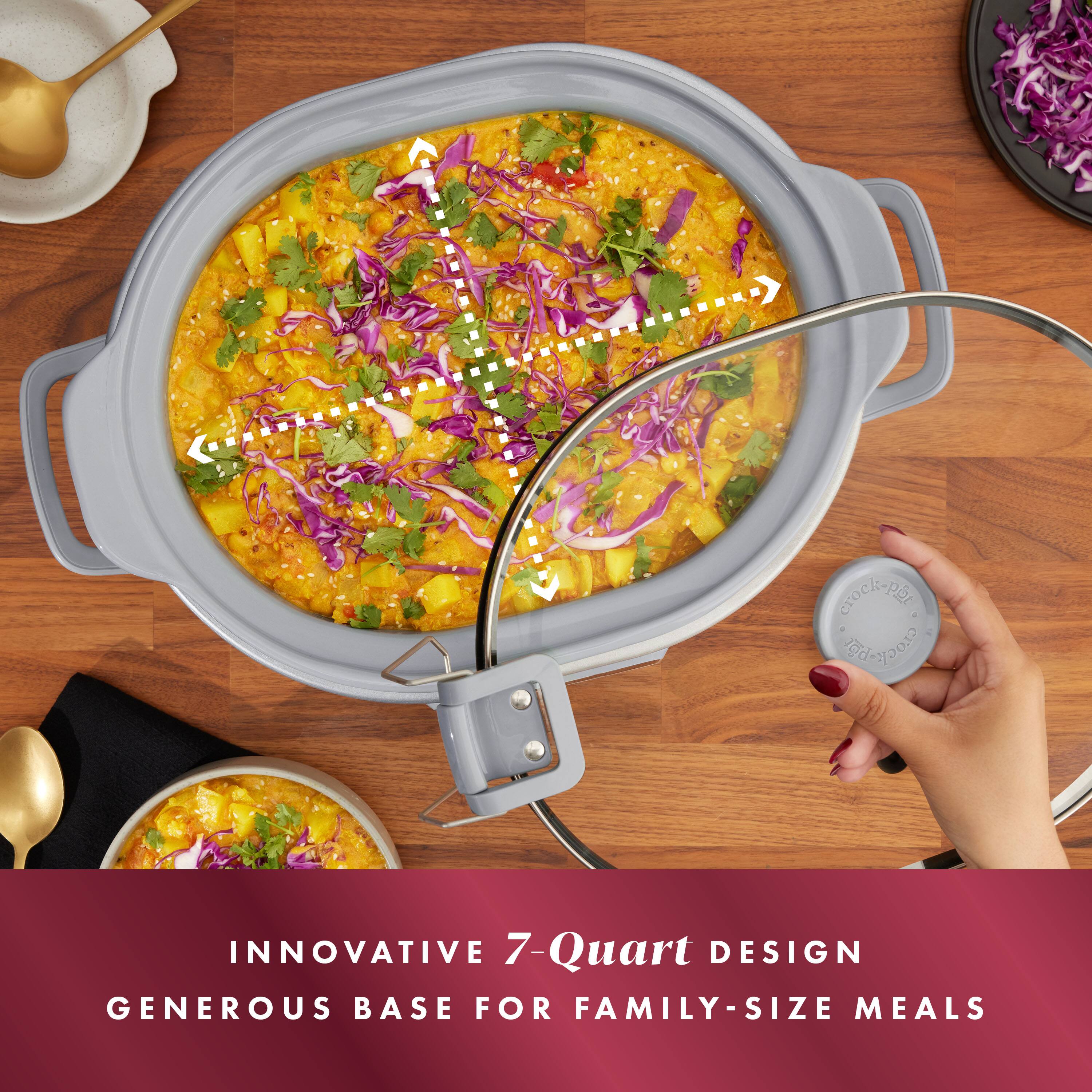 INNOVATIVE 7-Quart DESIGN GENEROUS BASE FOR FAMILY-SIZE MEALS