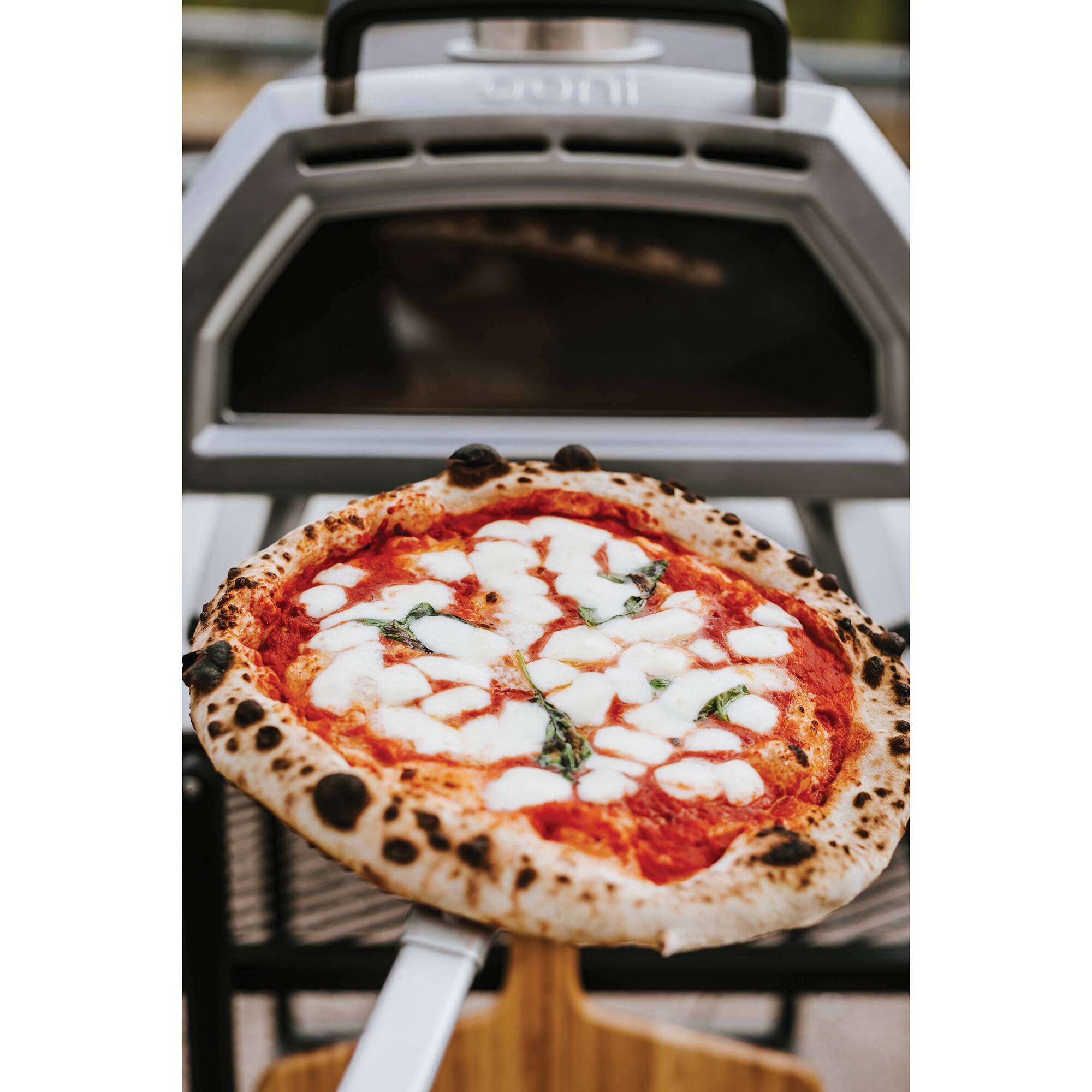 Alt View 22. Ooni - Karu 16 Multi-Fuel Pizza Oven - Black.