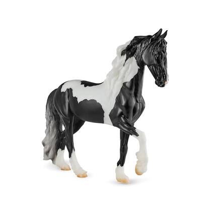 Front. Breyer - Breyer Traditional 1:9 Scale Model Horse | Battlefield Angle HP - Black.