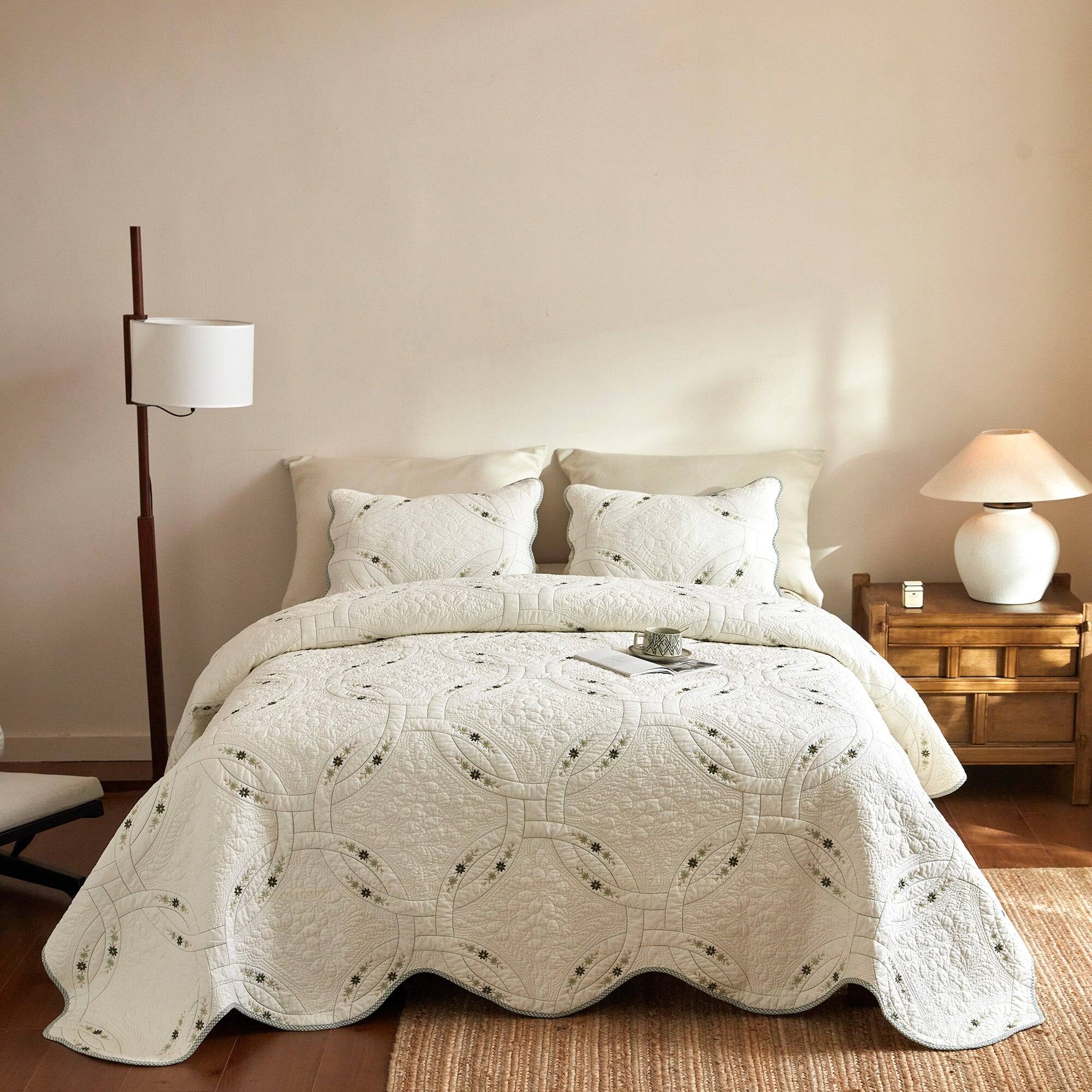 MarCielo - 3 Pieces Lightweight Cotton Quilt Bedspread Set – European Cottage Floral - White