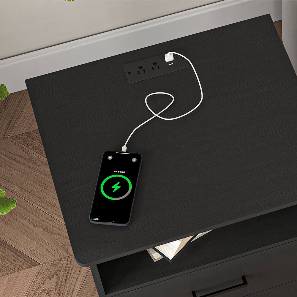 The text on the image is:

- "konoman"