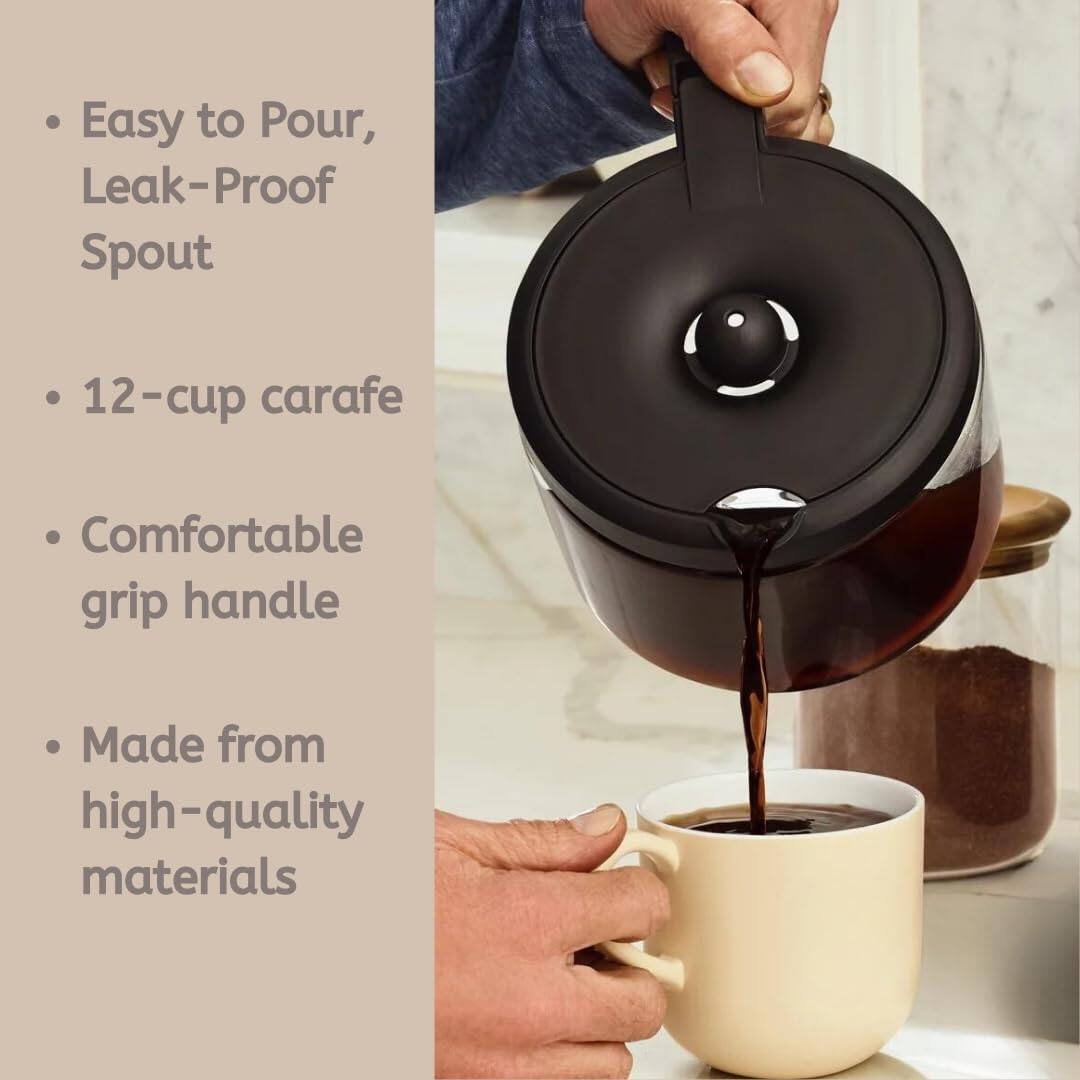 - Easy to Pour, Leak-Proof Spout
- 12-cup carafe
- Comfortable grip handle
- Made from high-quality materials