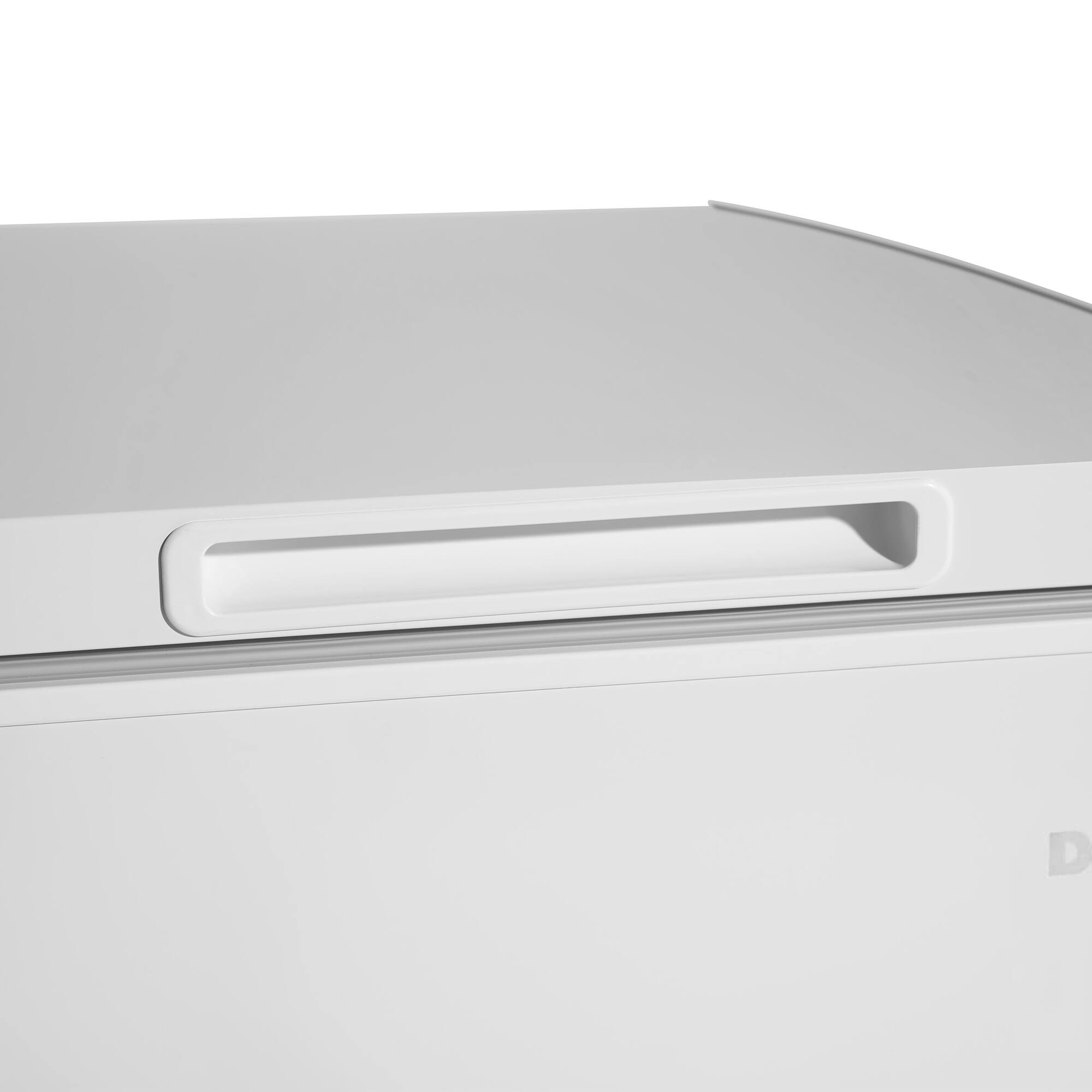 Alt View 4. Danby - 3.5 cu. ft. Chest Freezer - White.