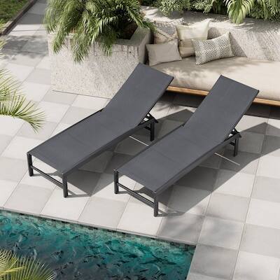 Summer Lounge Chairs