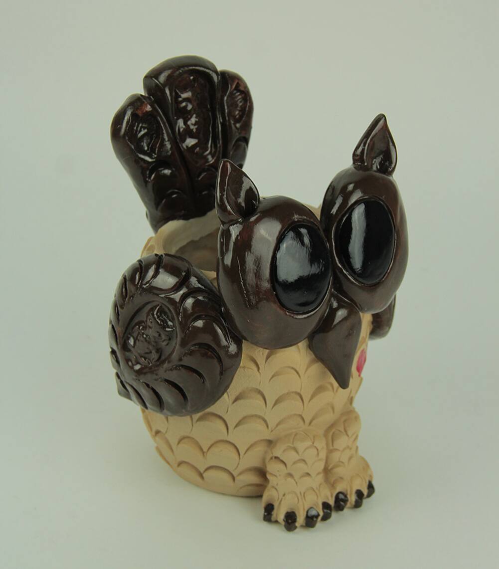 Alt View 1. Things2Die4 - Set of 2 Adorable 9 Inch Tall Decorative Owl Planters - Brown.