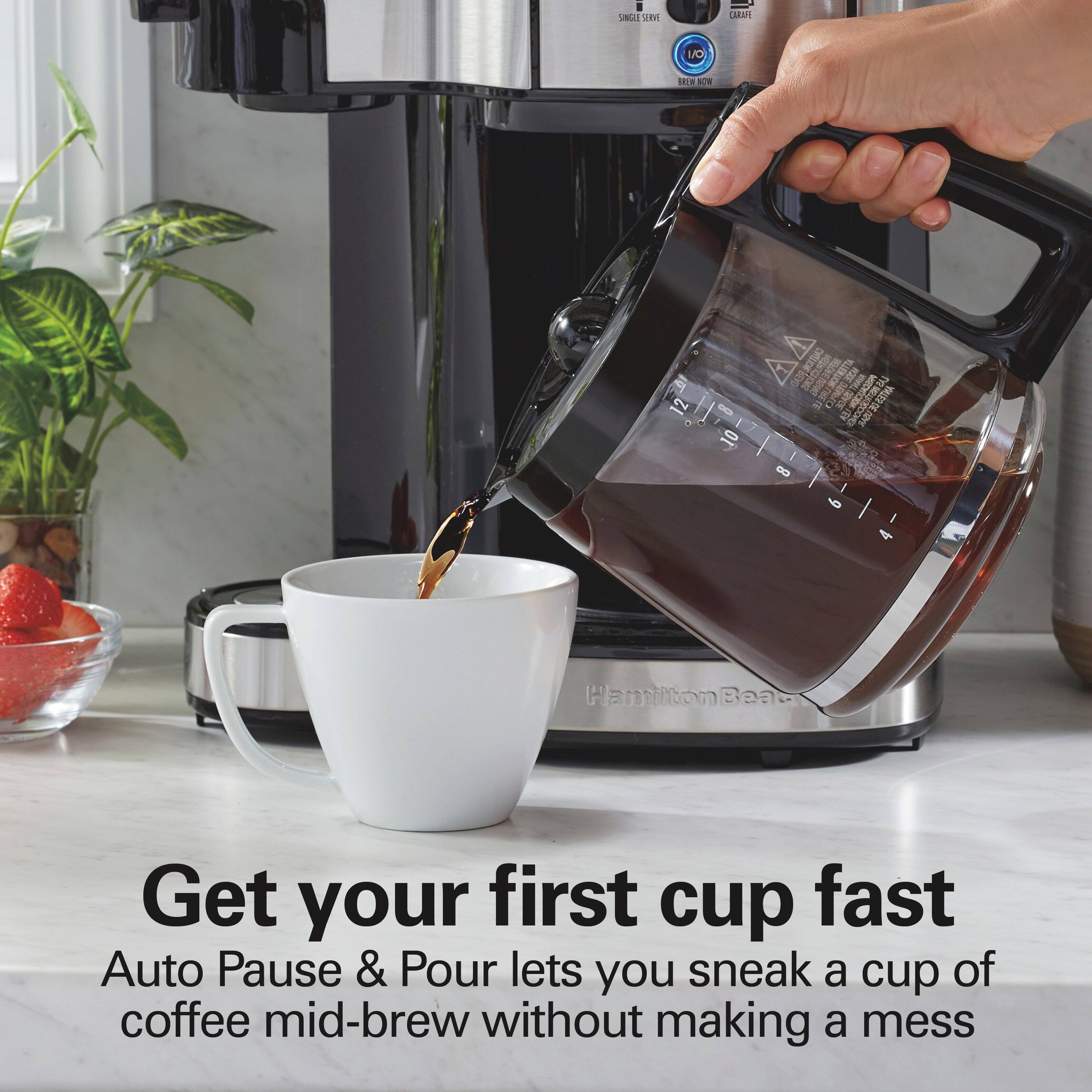 Get your first cup fast  
Auto Pause & Pour lets you sneak a cup of coffee mid-brew without making a mess