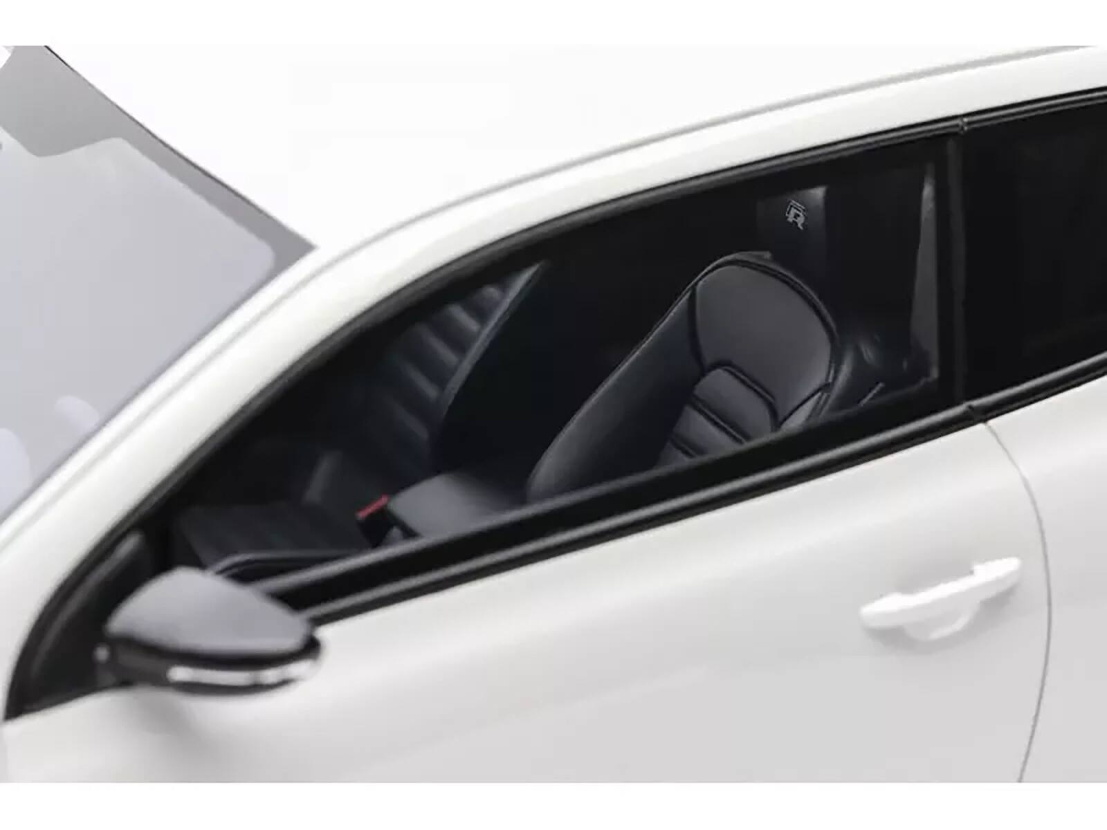 Left. Otto Mobile - 2008 Volkswagen Scirocco 3 R Phase 1 Candy White Limited Edition to 999 pieces Worldwide 1/18 Model Car by Otto Mobile - Candy White.