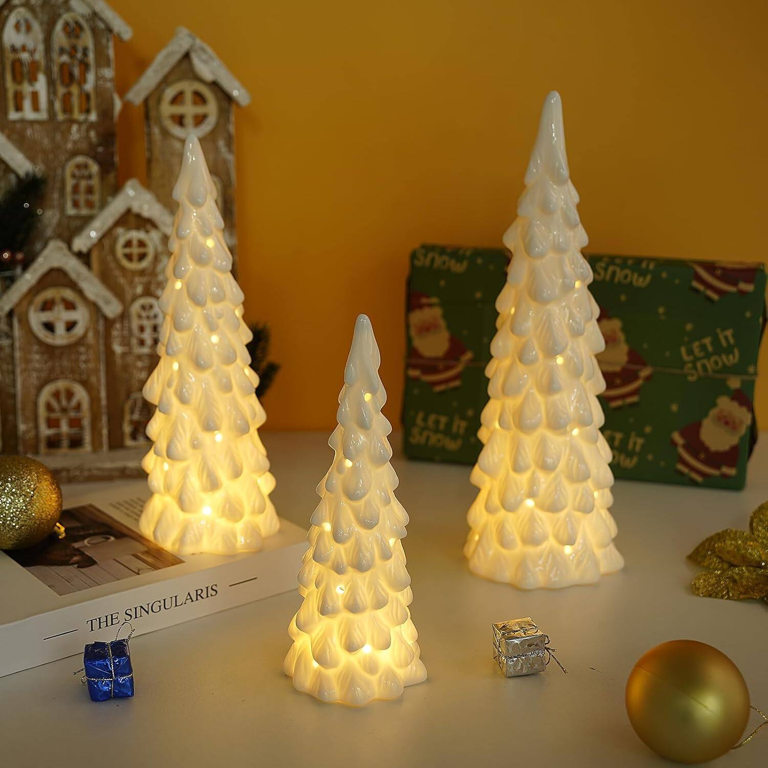 Snow snow LET it snow  
LET it snow  
LET it snow  
LET it snow  

THE SINGULARIS